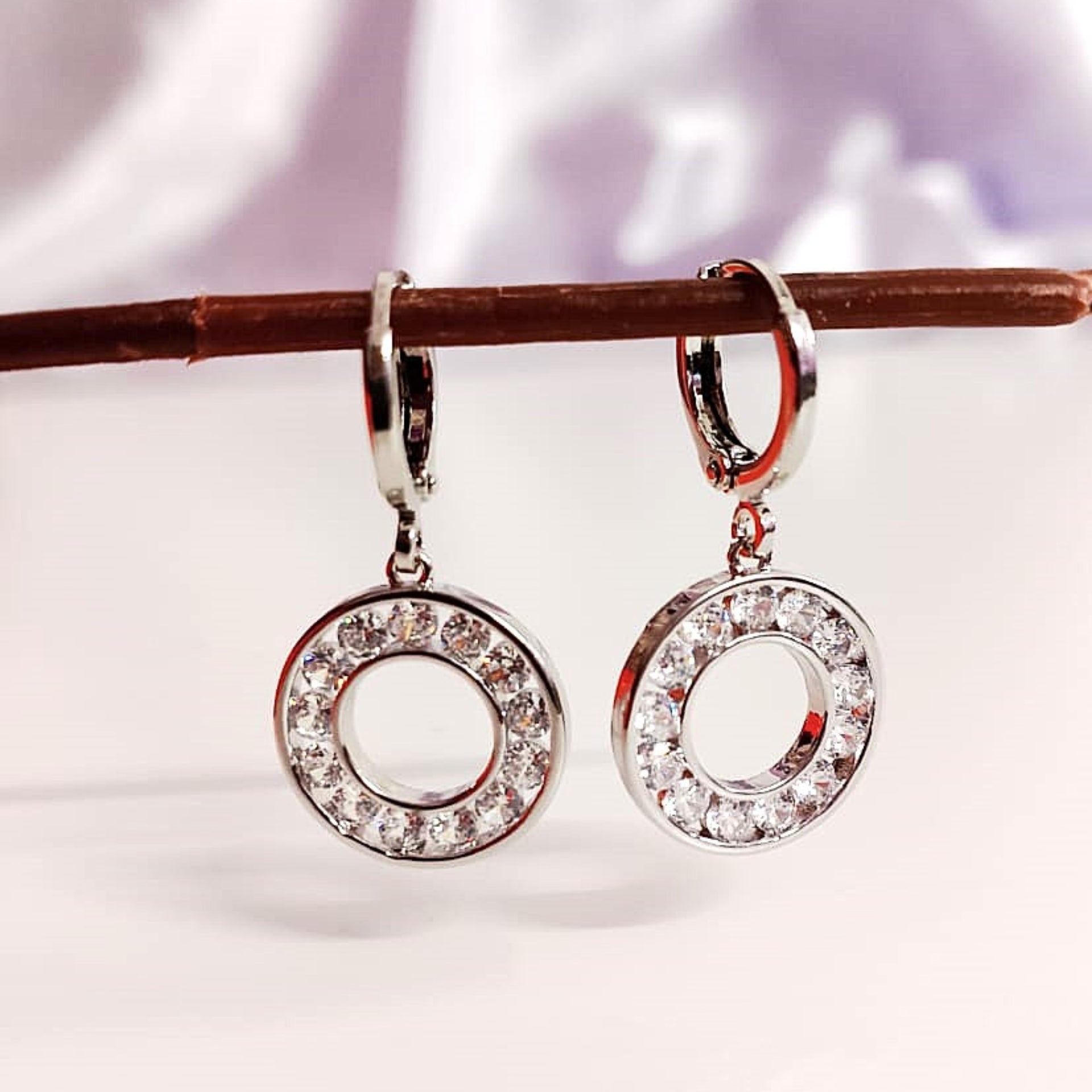 Diamond Radiance Circle Hoop Earrings – Elegant Silver Crystal Hoops for Women