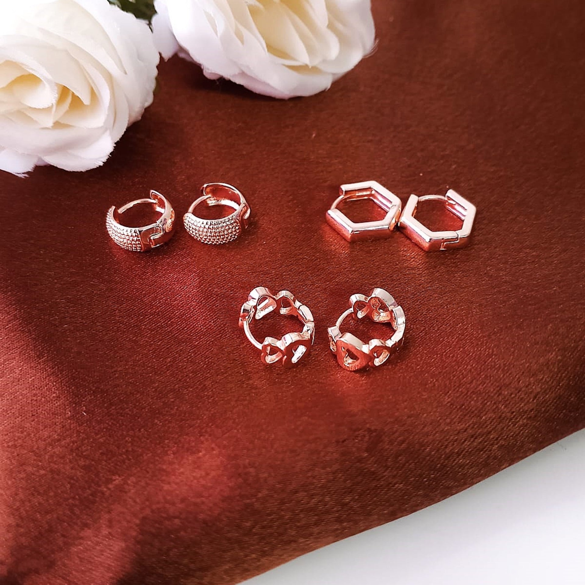 Petite Bobby Hoops Earrings Rosegold