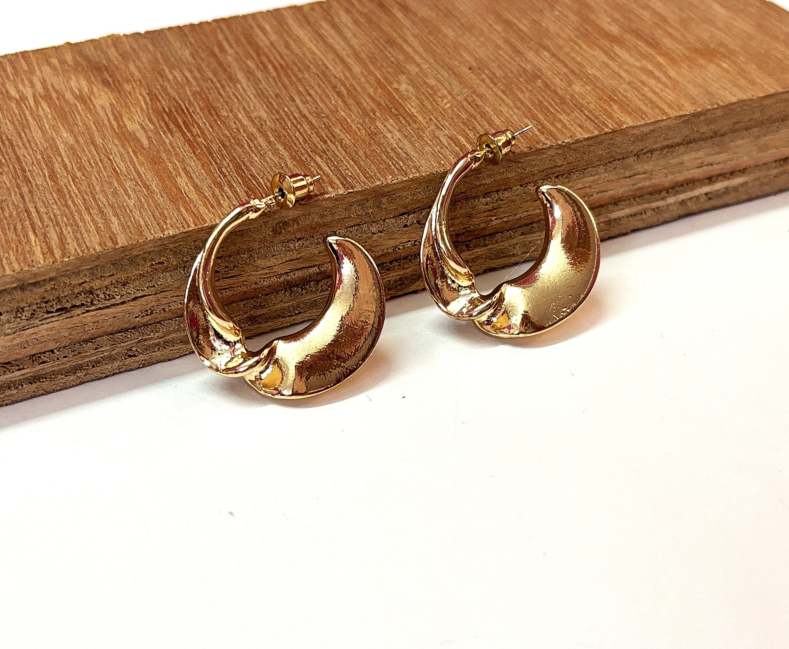 Golden Twist Elegance Hoops