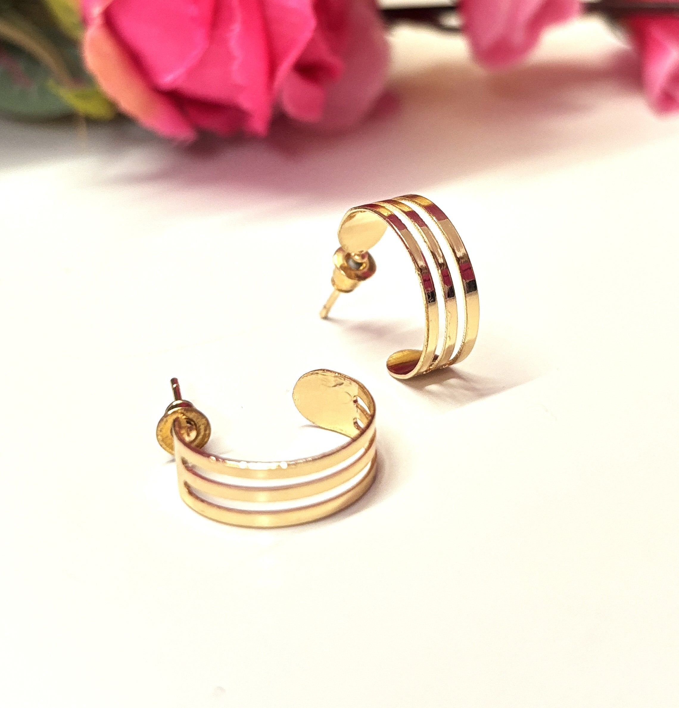 Triple Stripe Gold Hoop Studs – Minimal Daily Earrings for Women