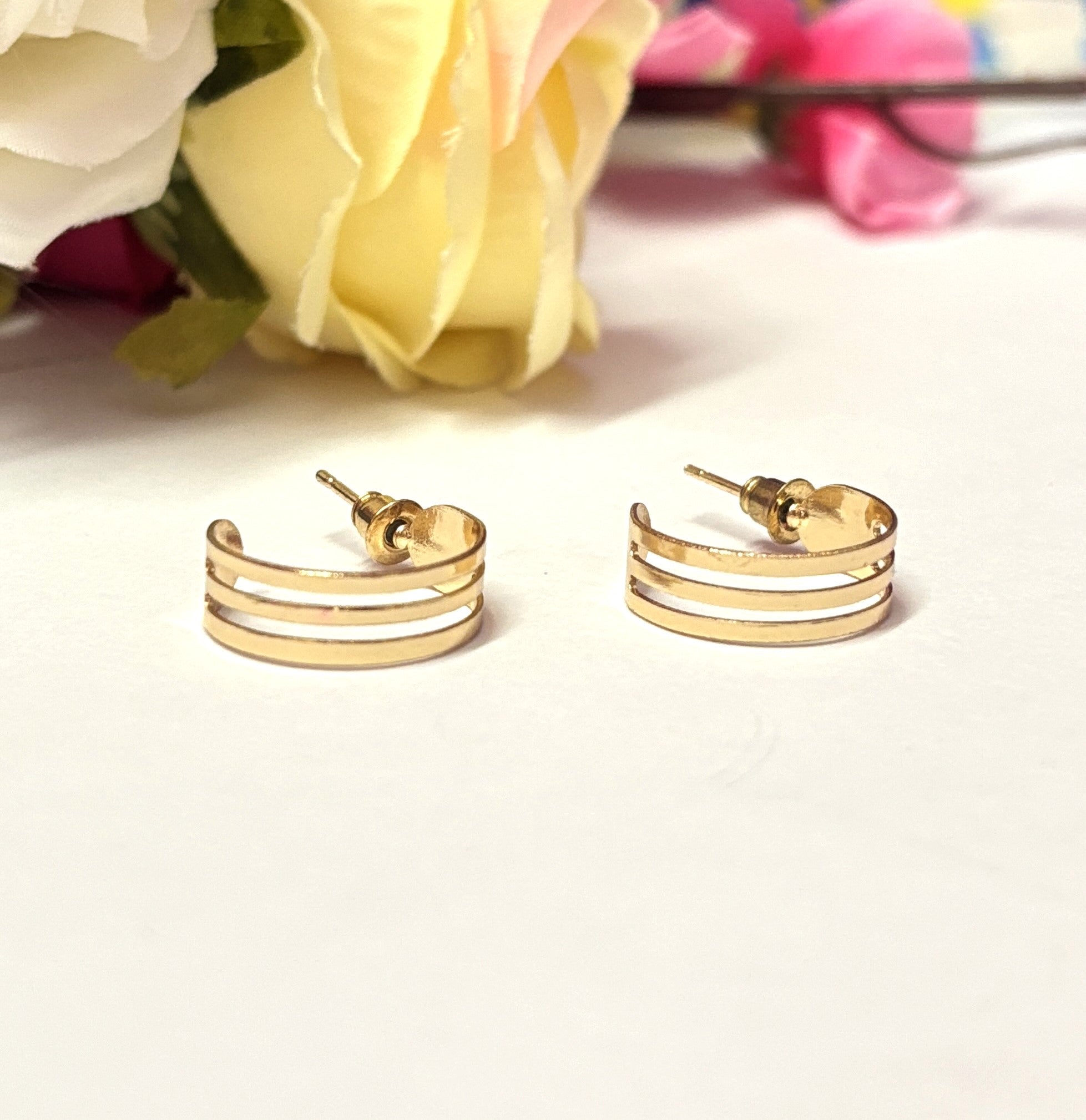 Triple Stripe Gold Hoop Studs – Minimal Daily Earrings for Women