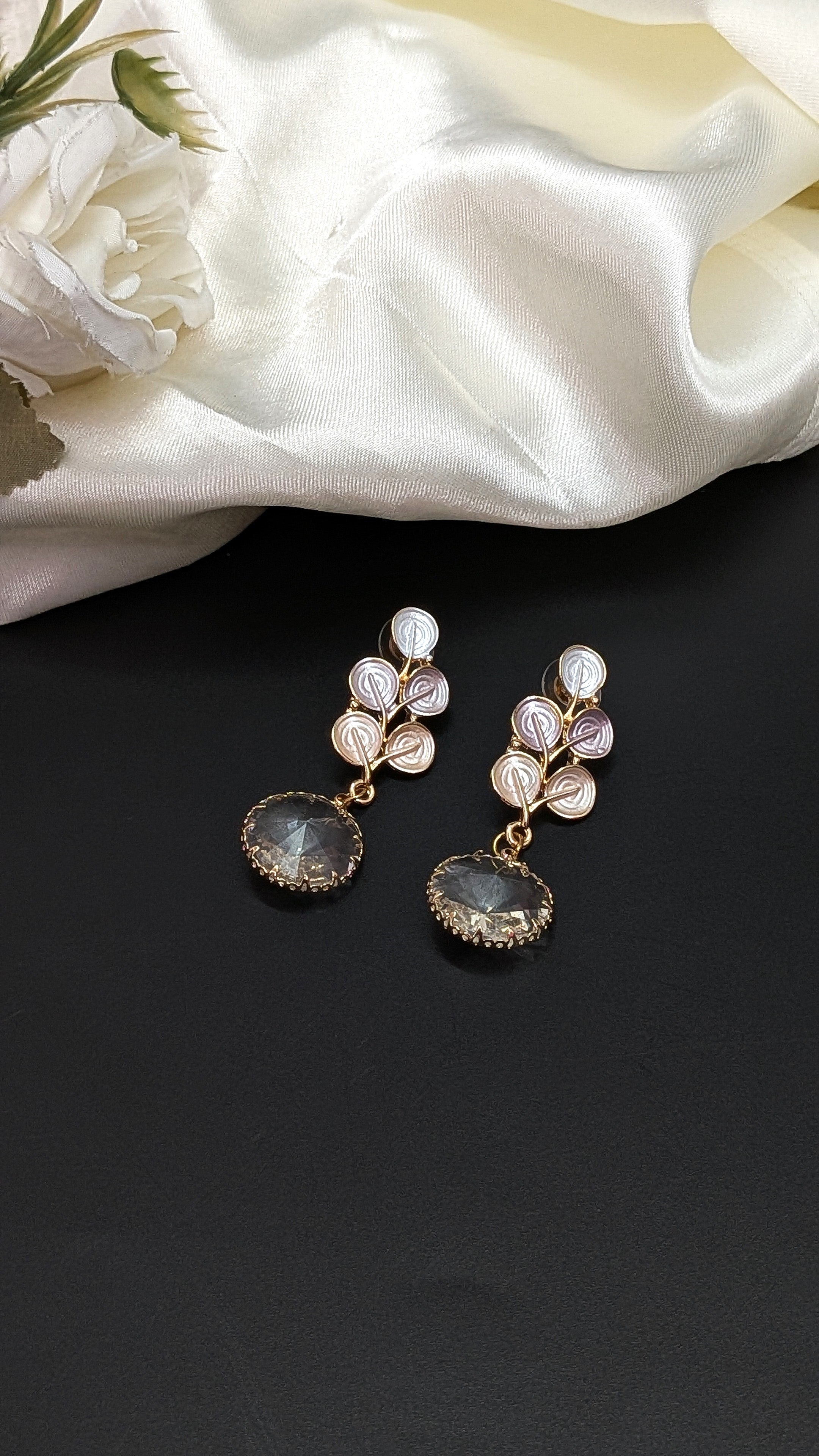 Elegant Leaf Crystal Drop Earrings – Pink & Grey