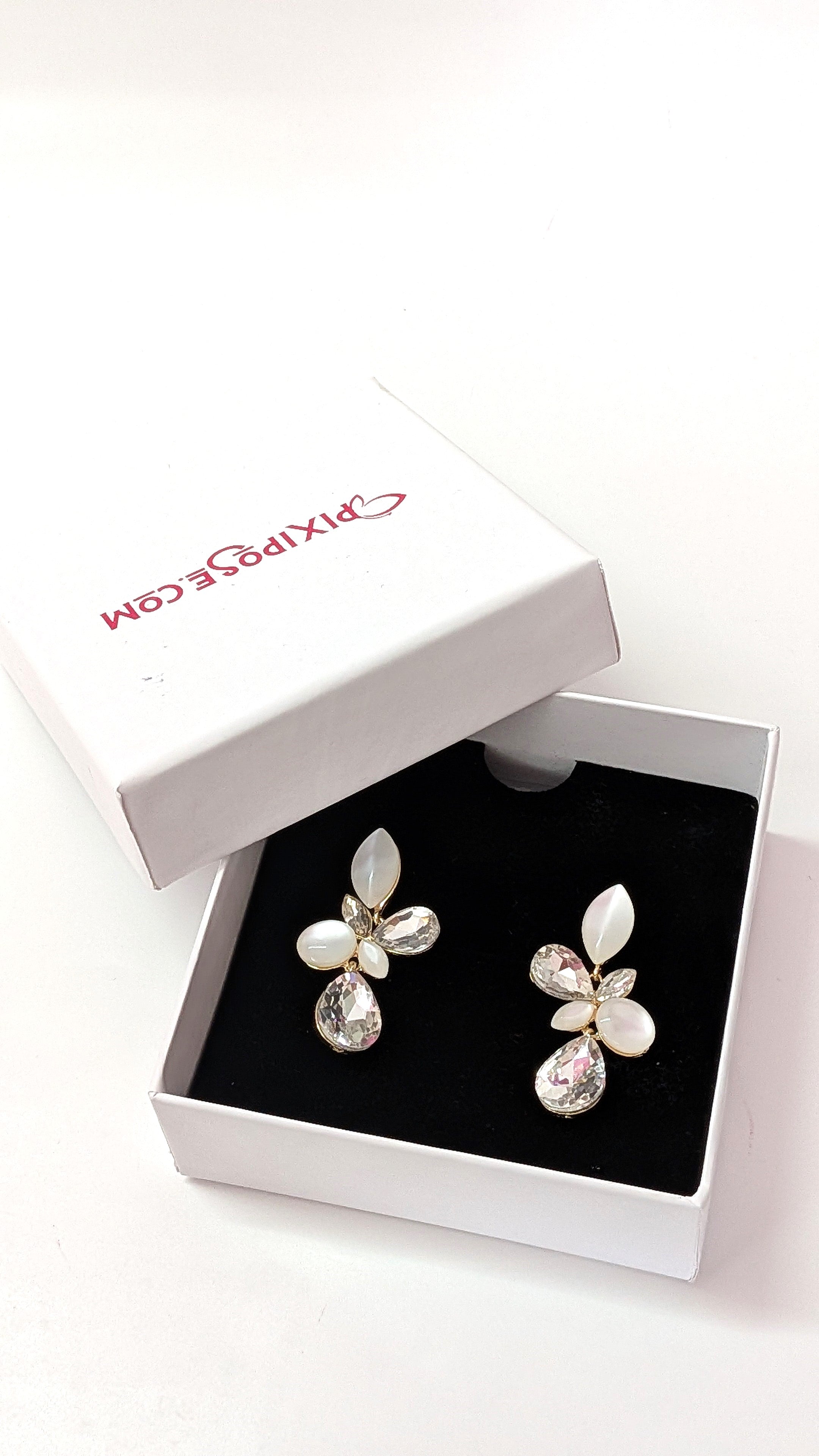 Champagne Crystal Floral Elegant Drop Design Dangler Earrings