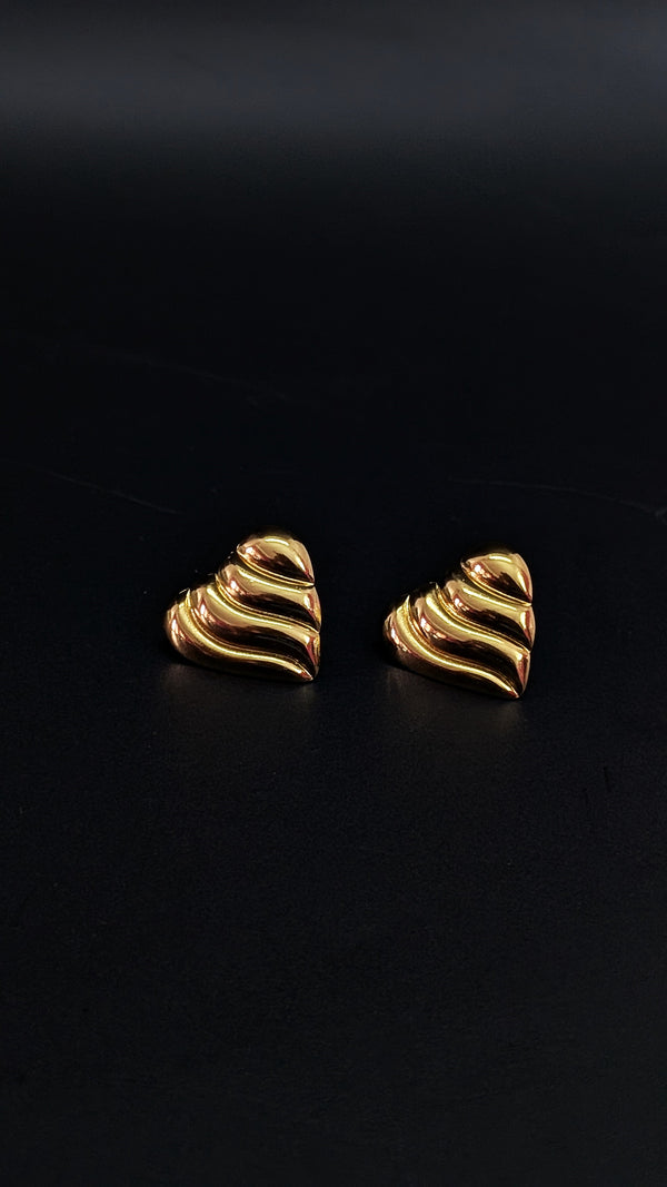 Gold Wavy Heart Stud Earrings