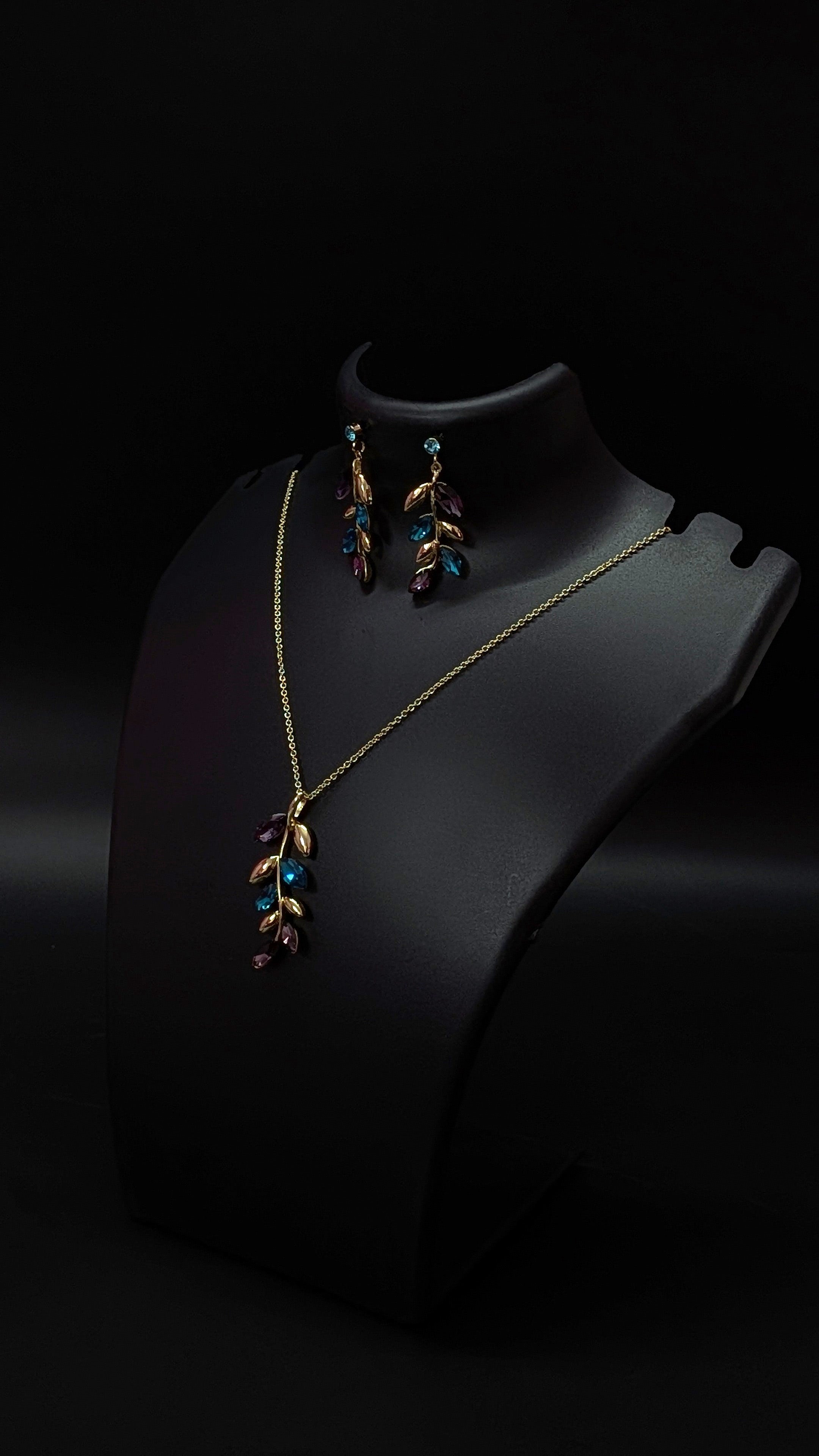 Elegant Leaf Floral Pendant Set with Danglers