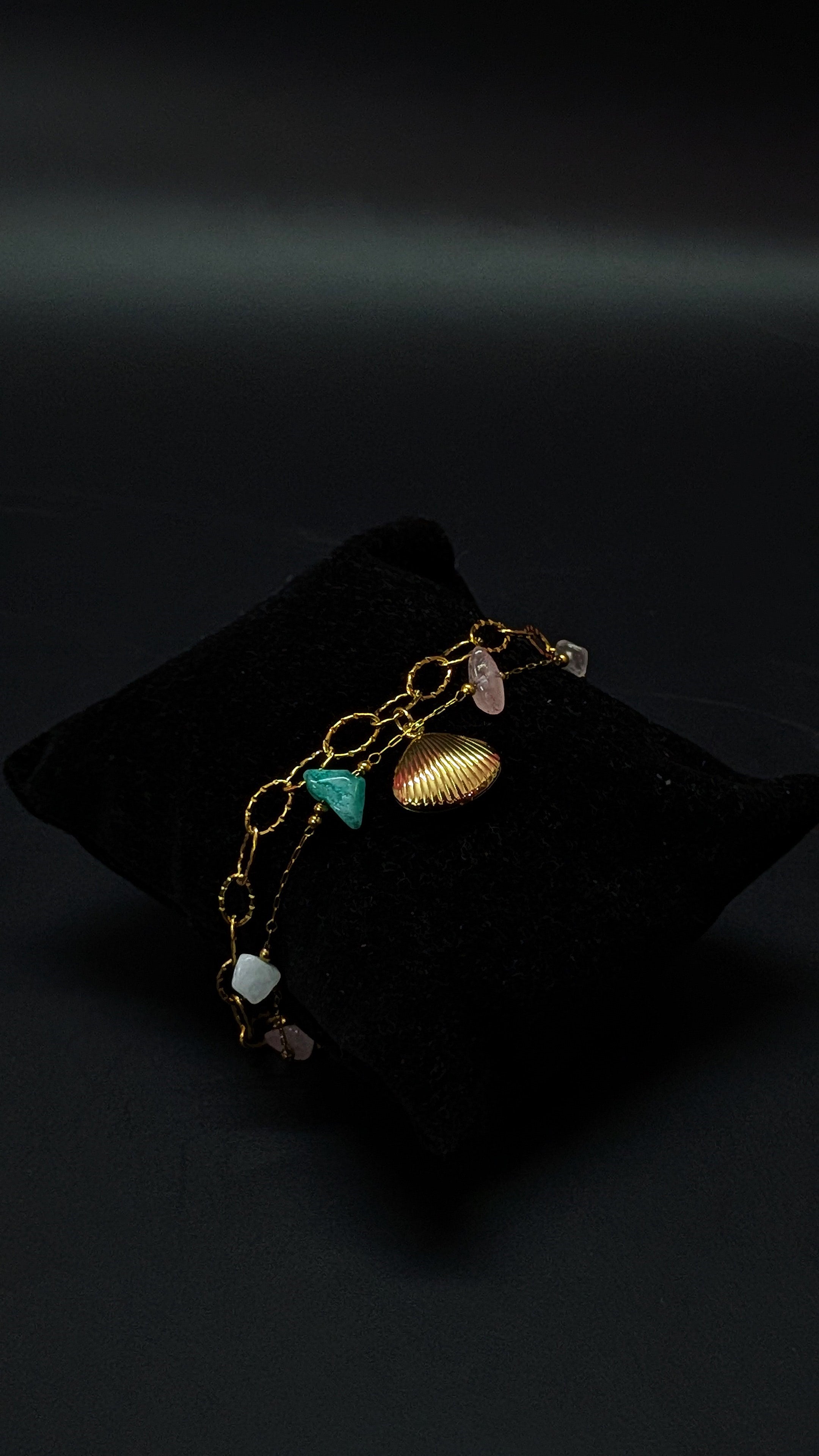 Gold Shell Boho Beach Stone Bracelet
