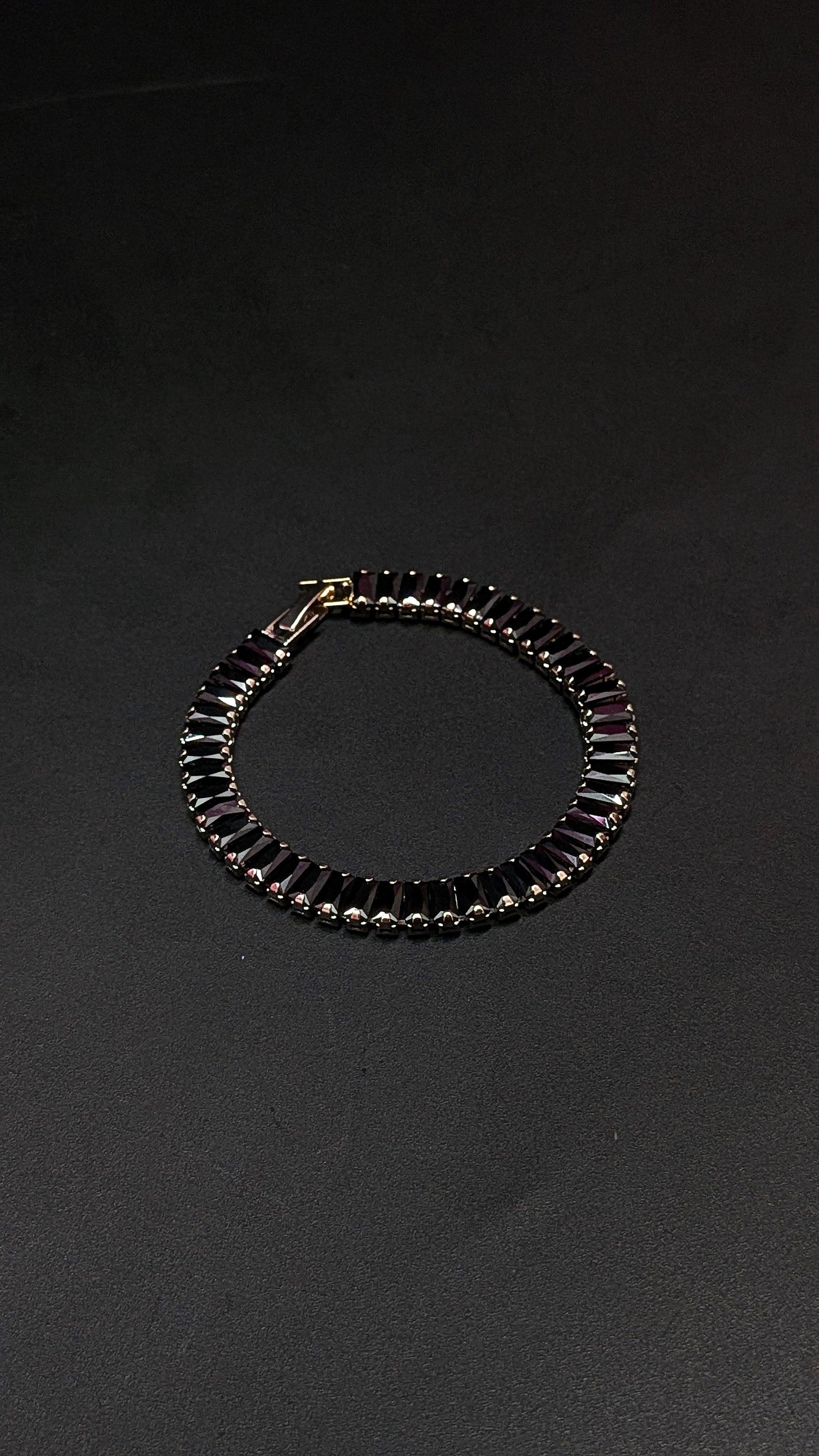 Black Big Zem Zircon Elegant Bracelet