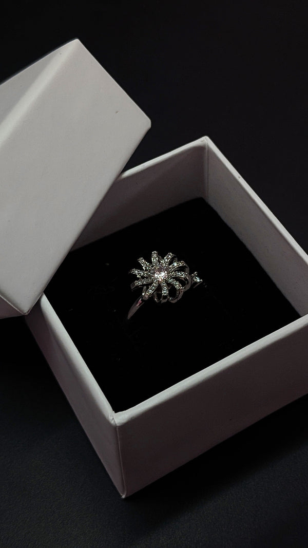 Silver Sparkling Crystal Whirl Spin Ring