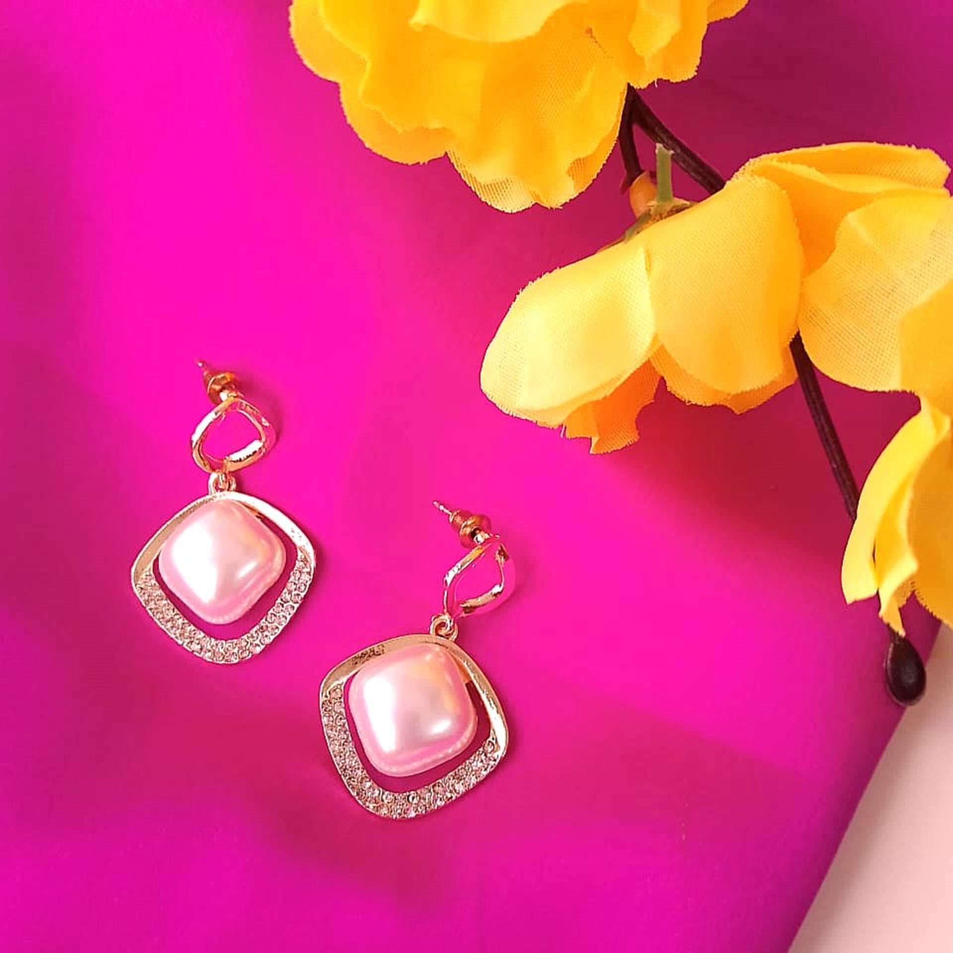 Diamond Pearl Earrings