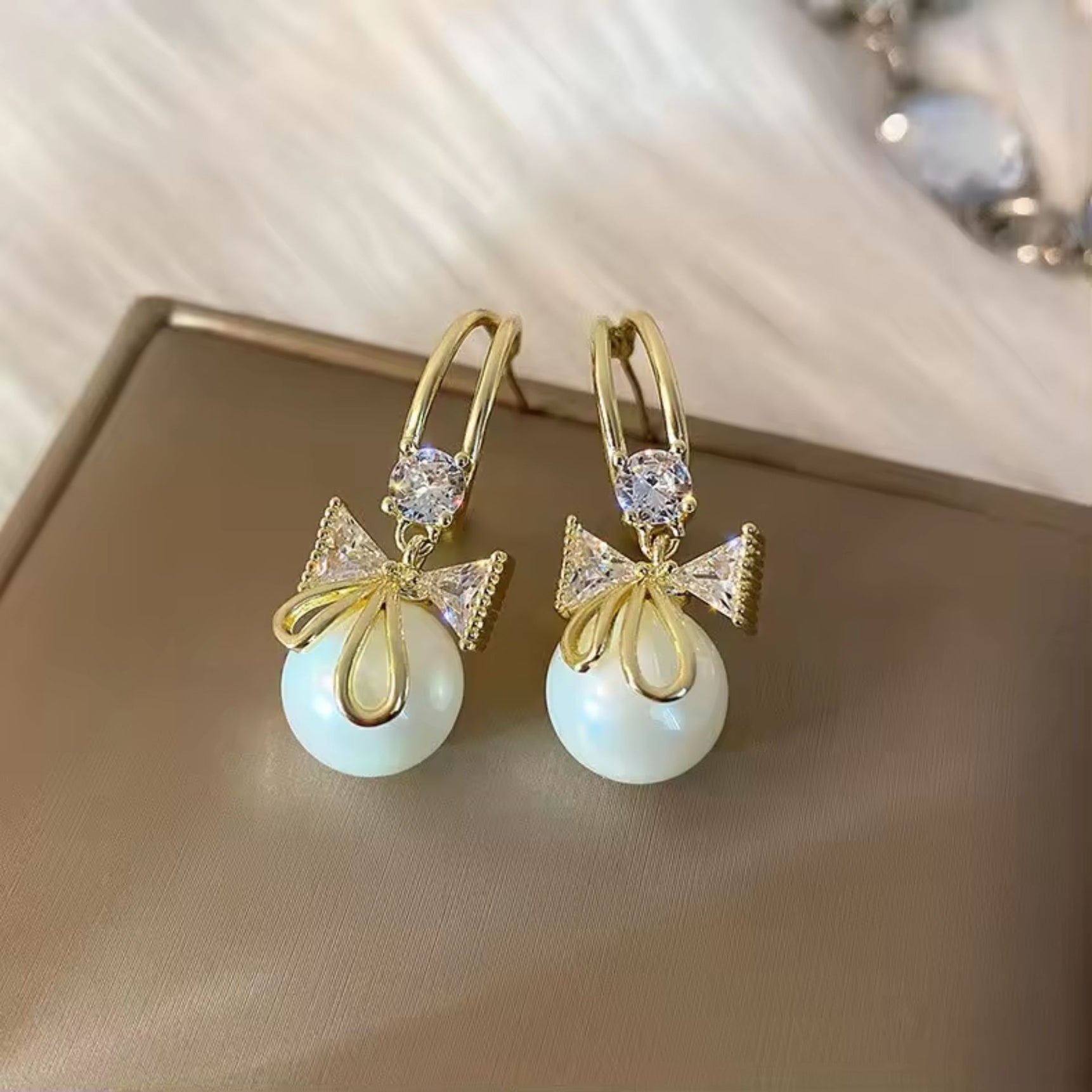 Charming Bow Pearl Hoop Earrings