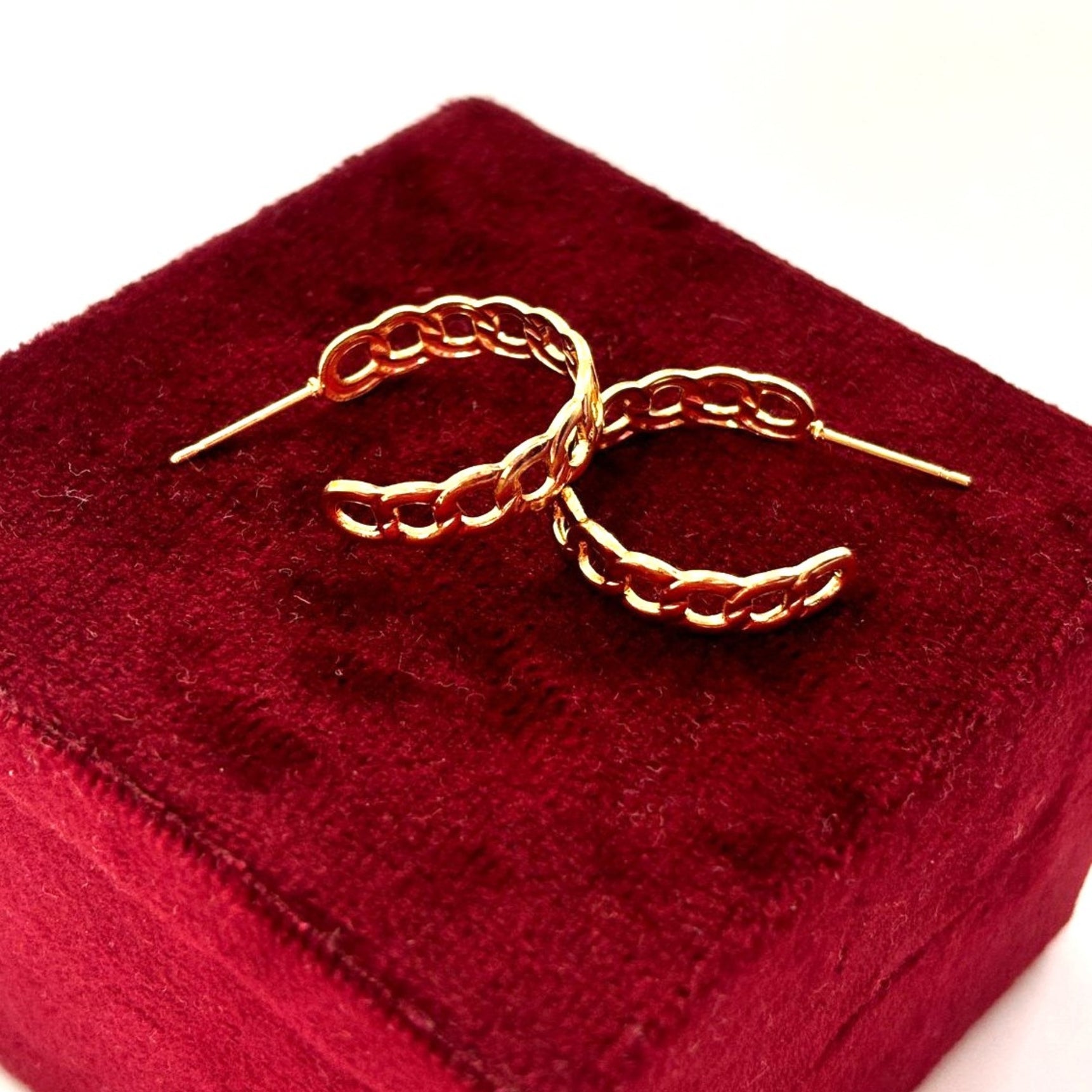 Golden Chain Link Hoop Earrings