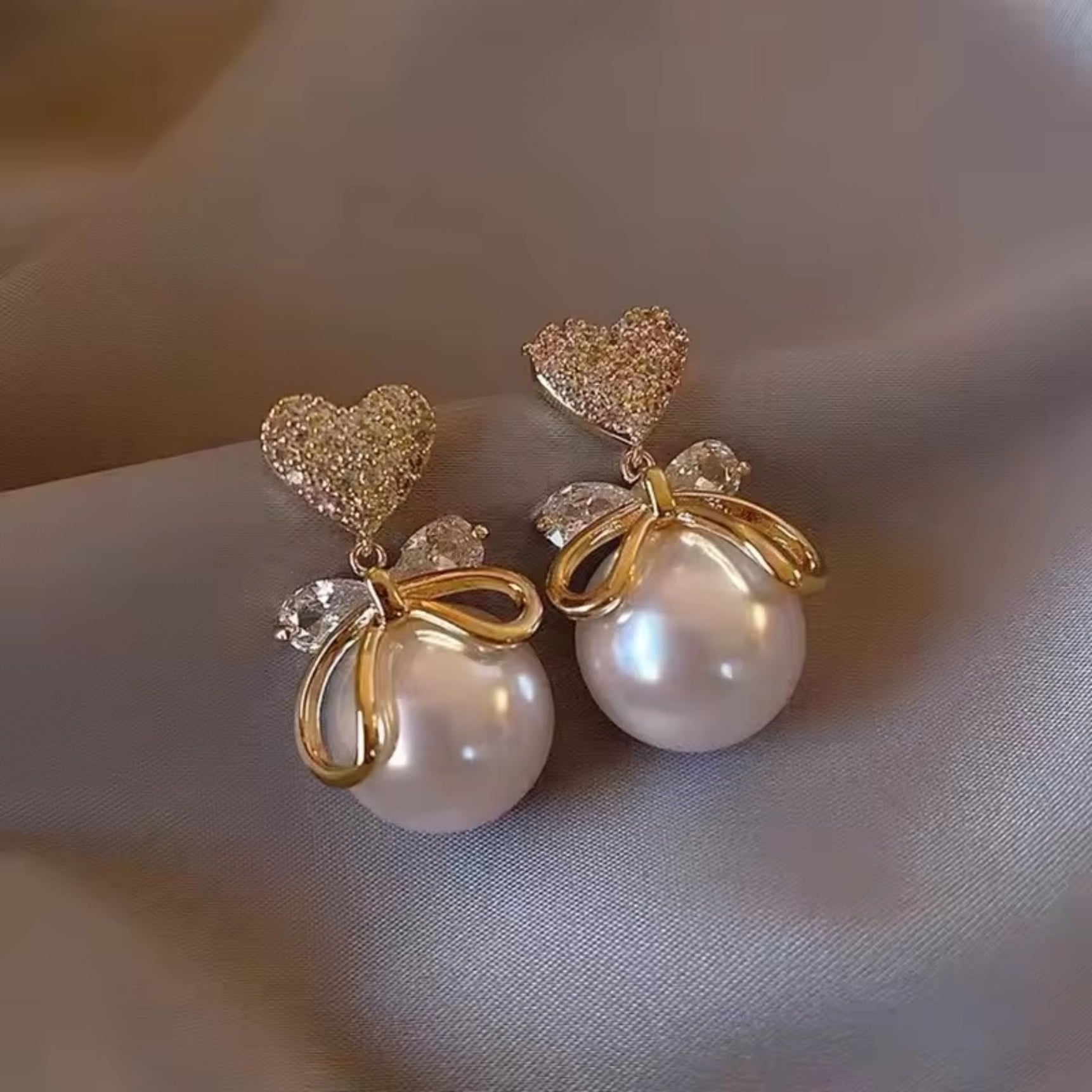 Heart Bow Pearl Earrings