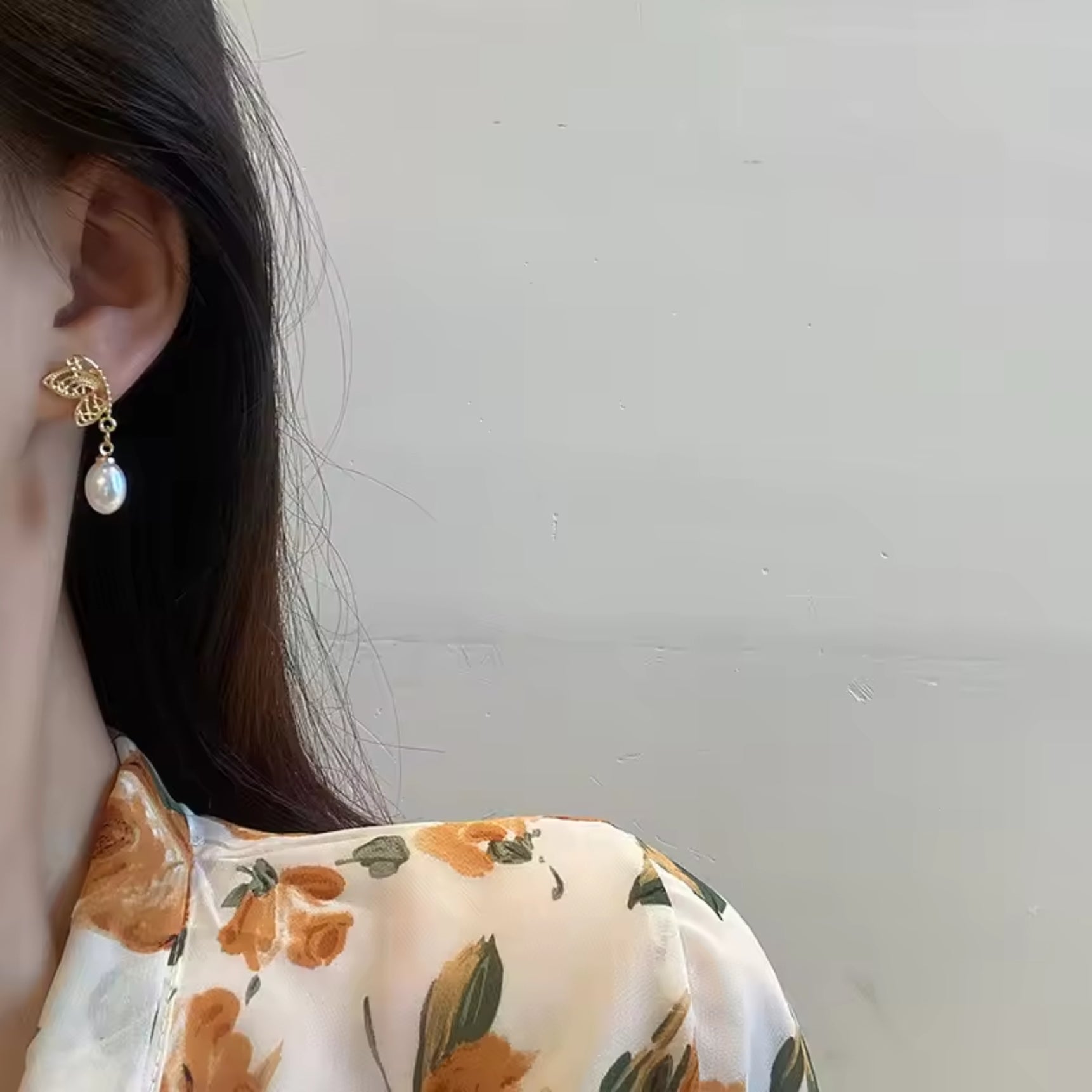 Half Wings Pearl Drop