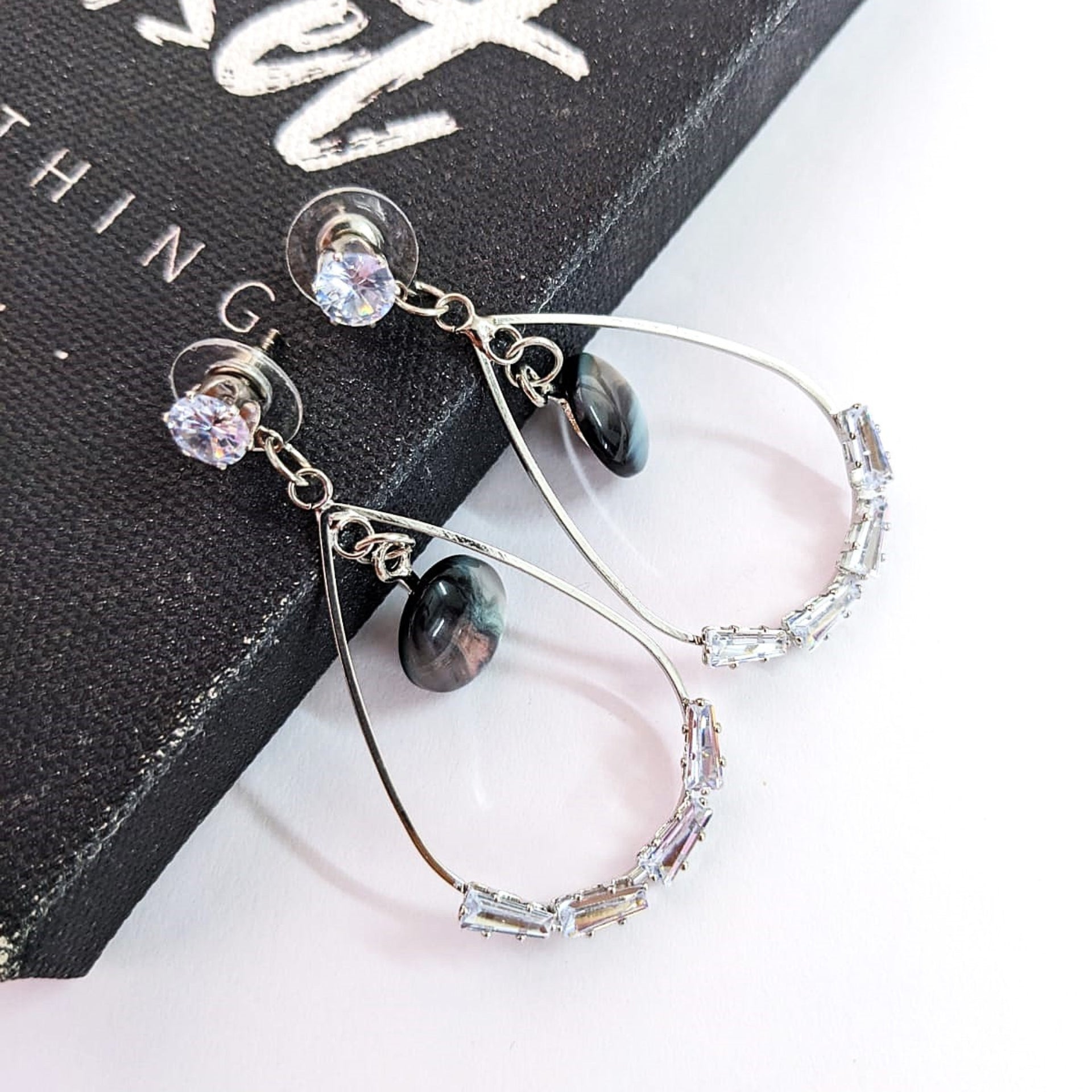 Monalisa Sparkling Oval Earrings