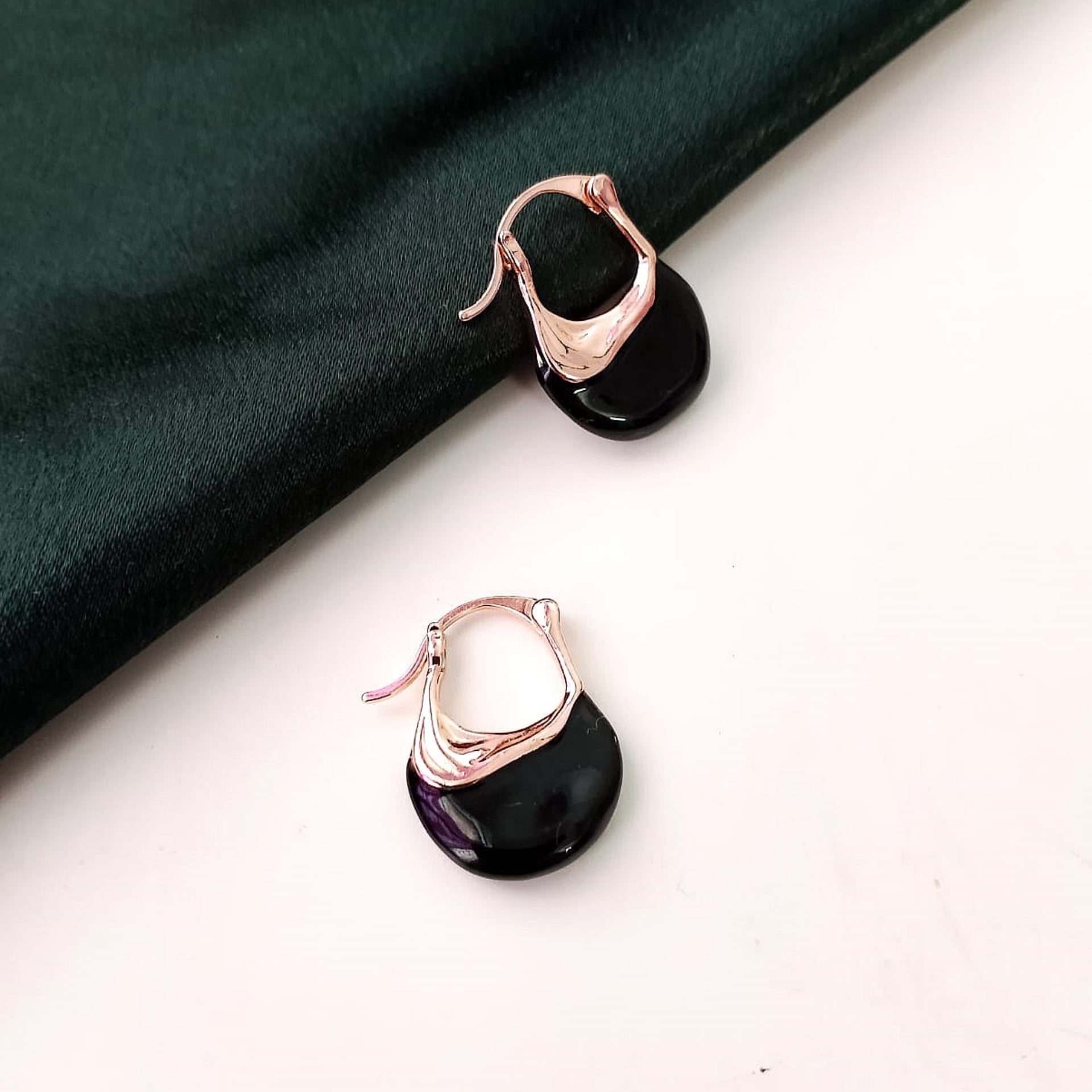 Midnight Elegance Hoop Earrings – Black & Silver Chunky Hoops for Women