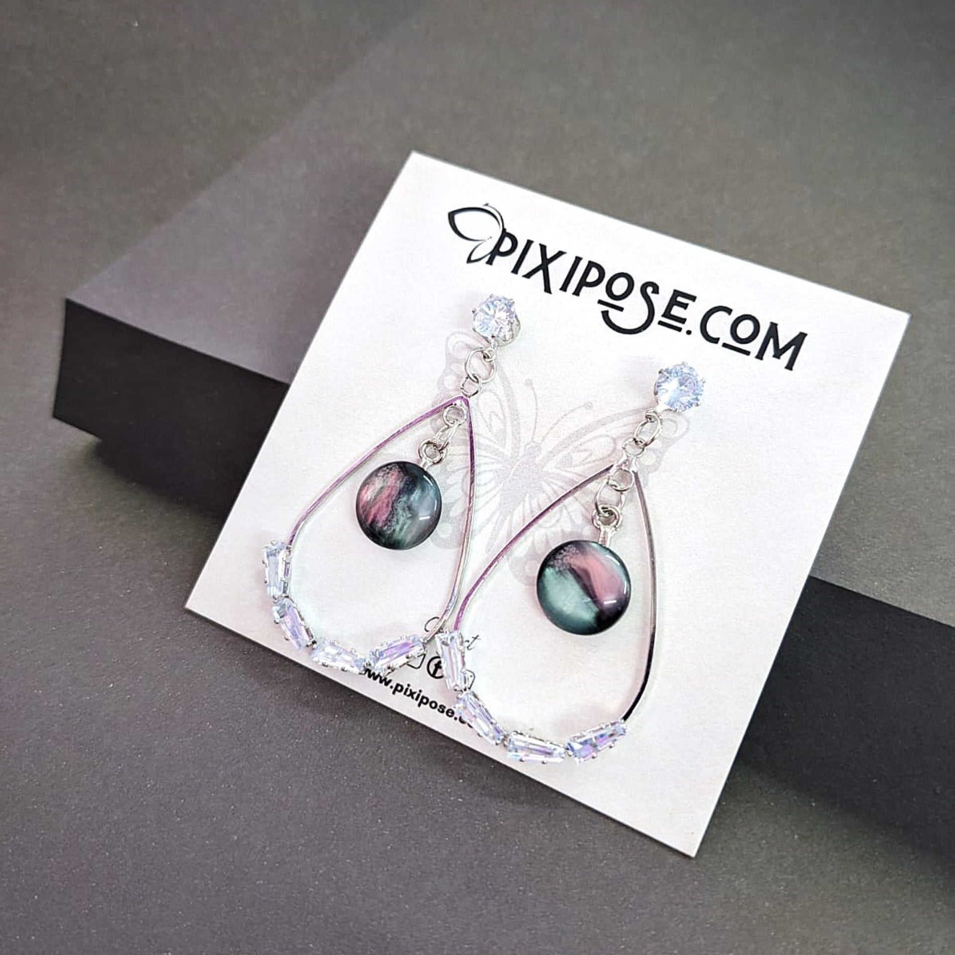 Monalisa Sparkling Oval Earrings