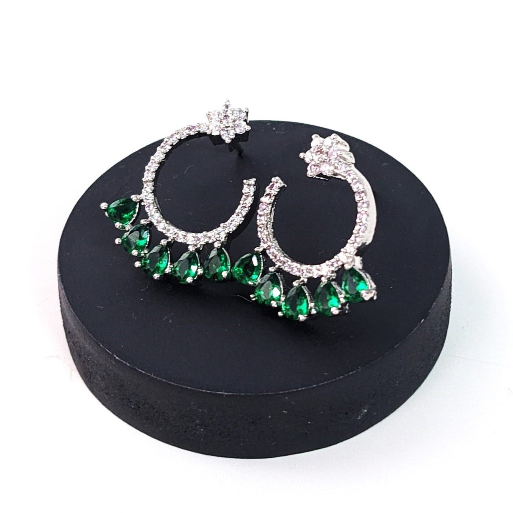 AD Flower Round Jhumka Green