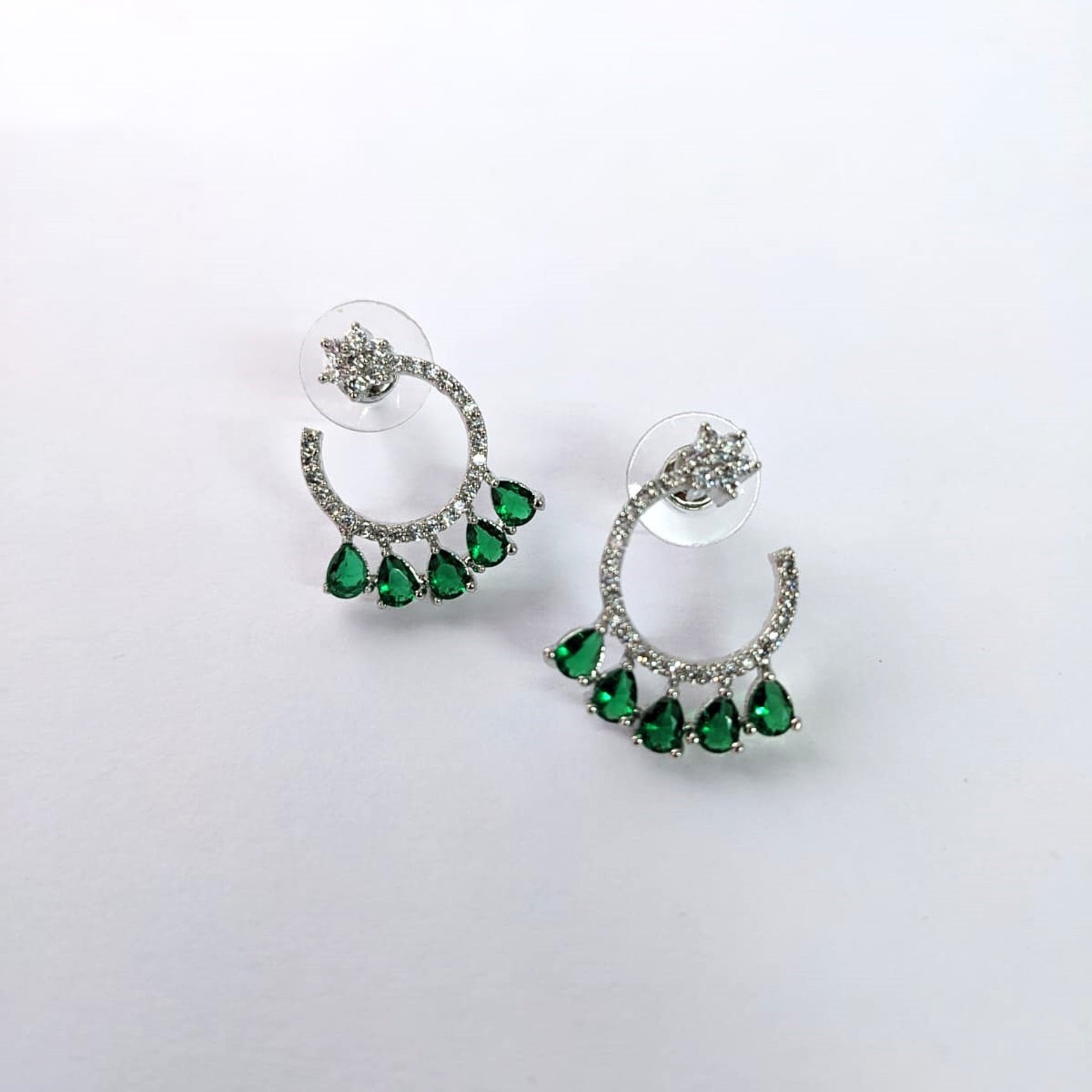 AD Flower Round Jhumka Green