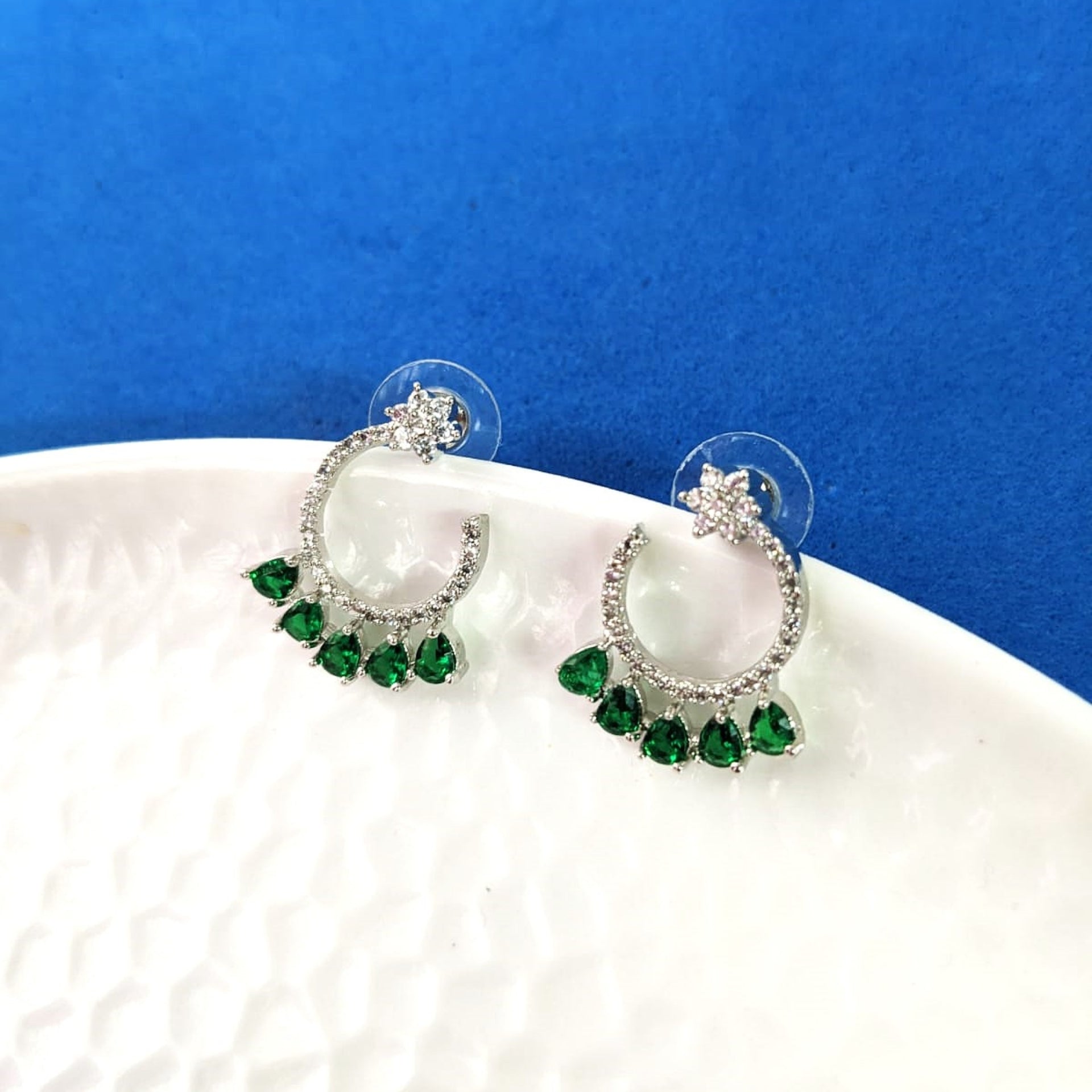 AD Flower Round Jhumka Green