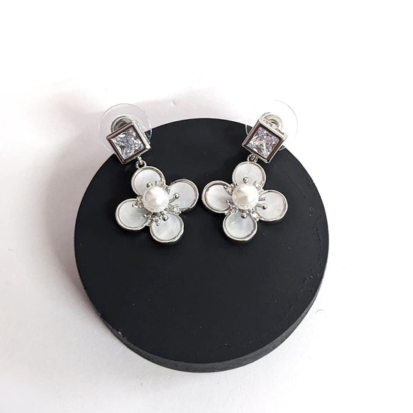 Monalisa Floral Stud Earrings