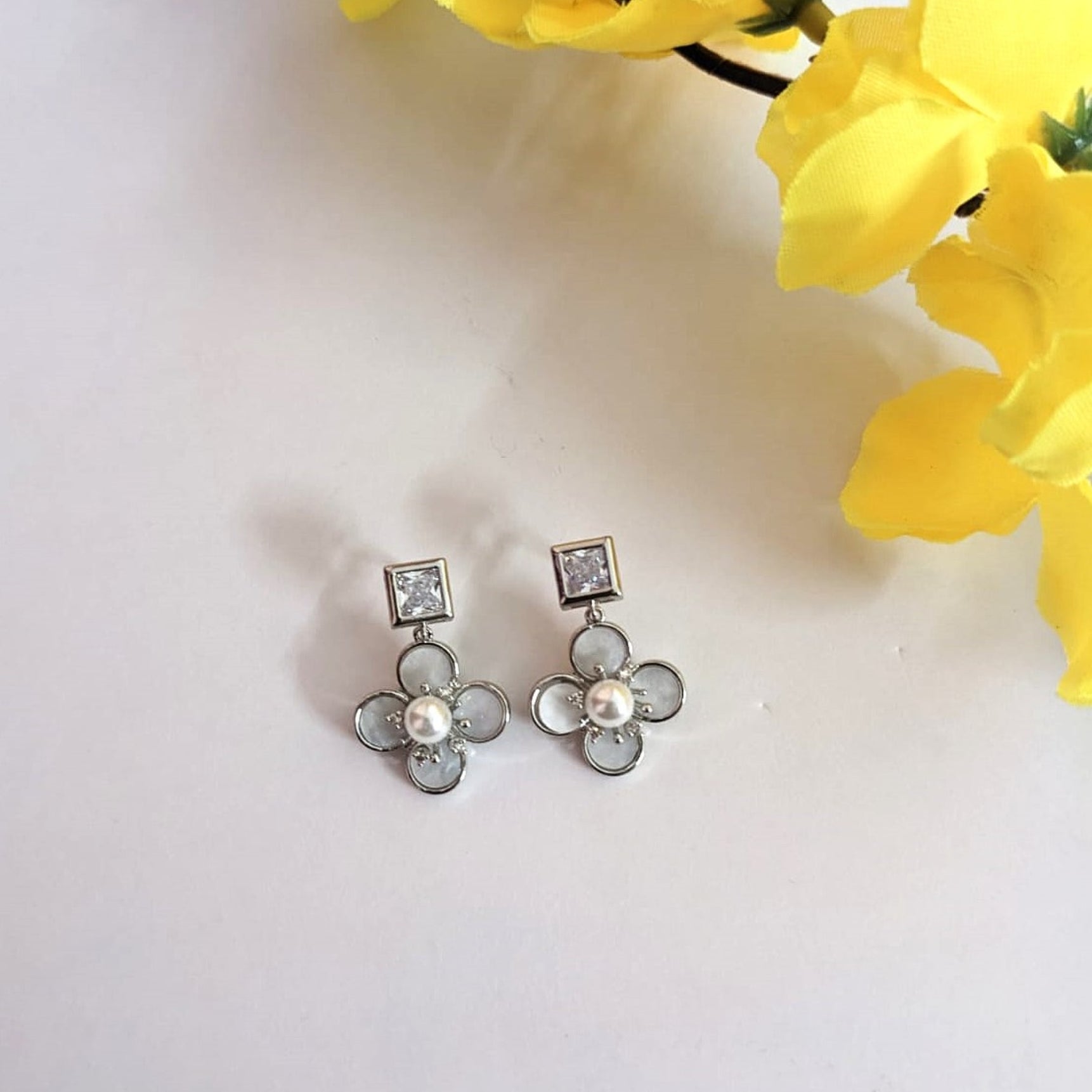 Monalisa Floral Stud Earrings