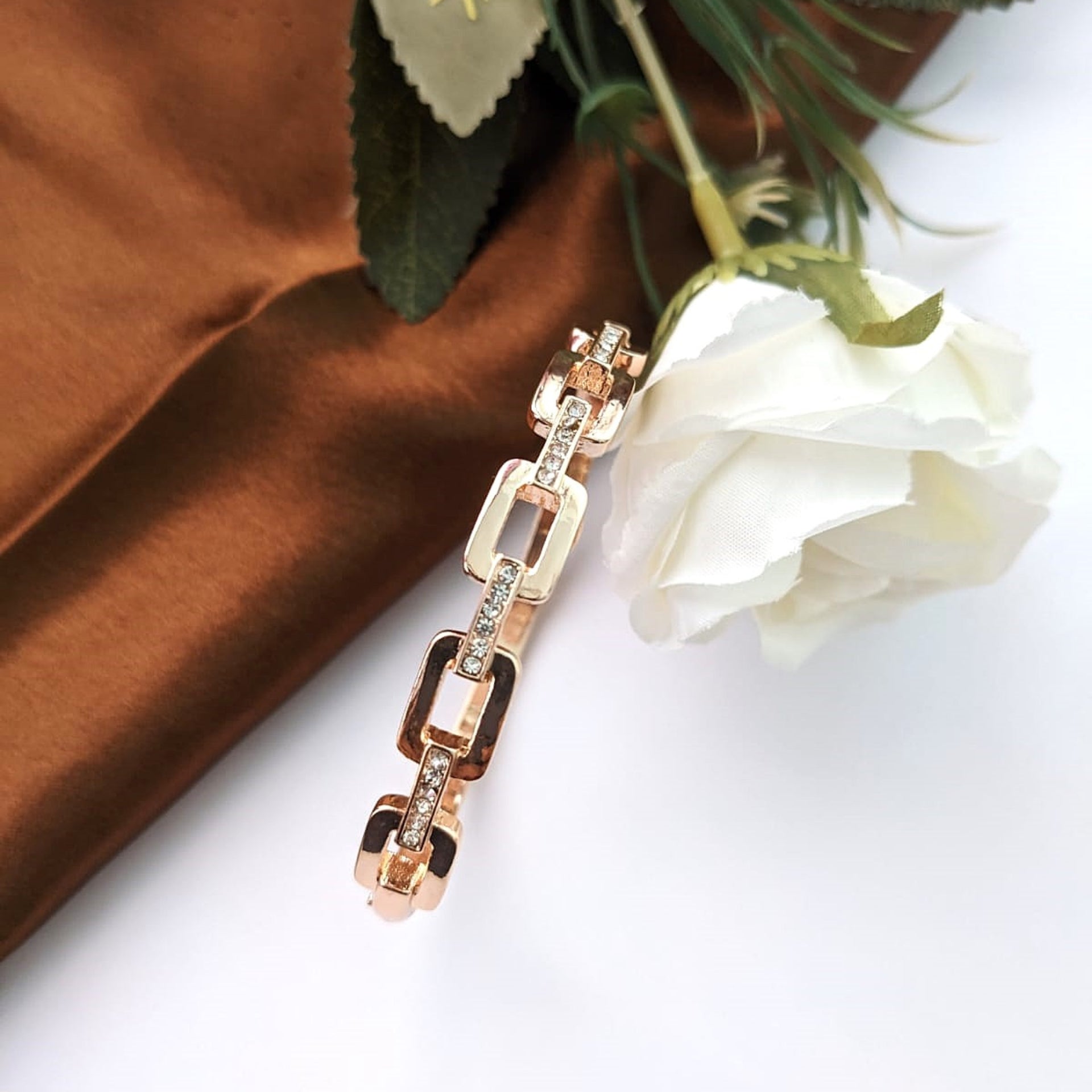 Elegant Rosegold Square Bracelet