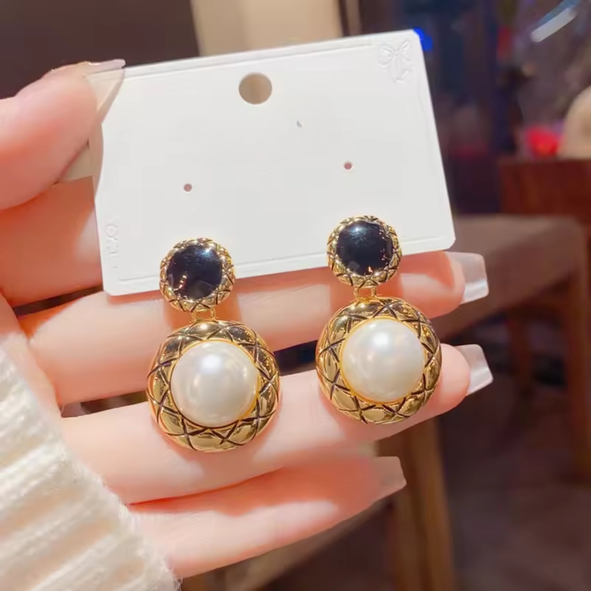 Timeless Black & White Ear Studs