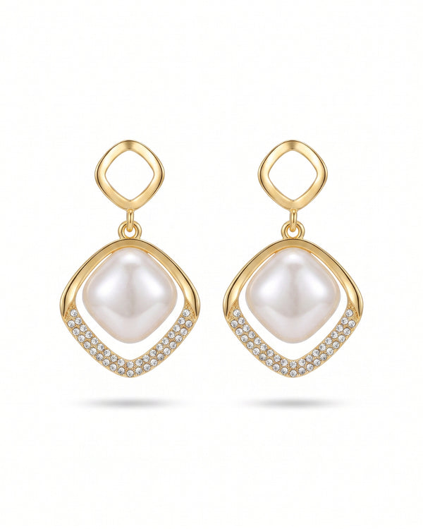 Diamond Pearl Earrings
