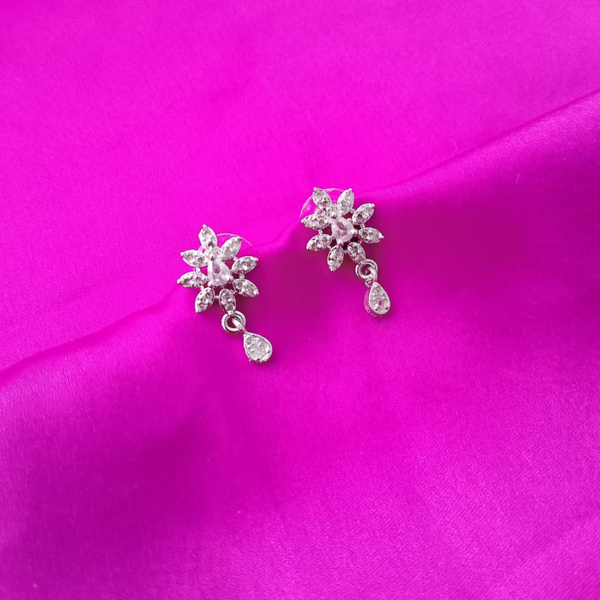 Diamond-Style Mangalsutra Set – With Earrings for Daily Wear