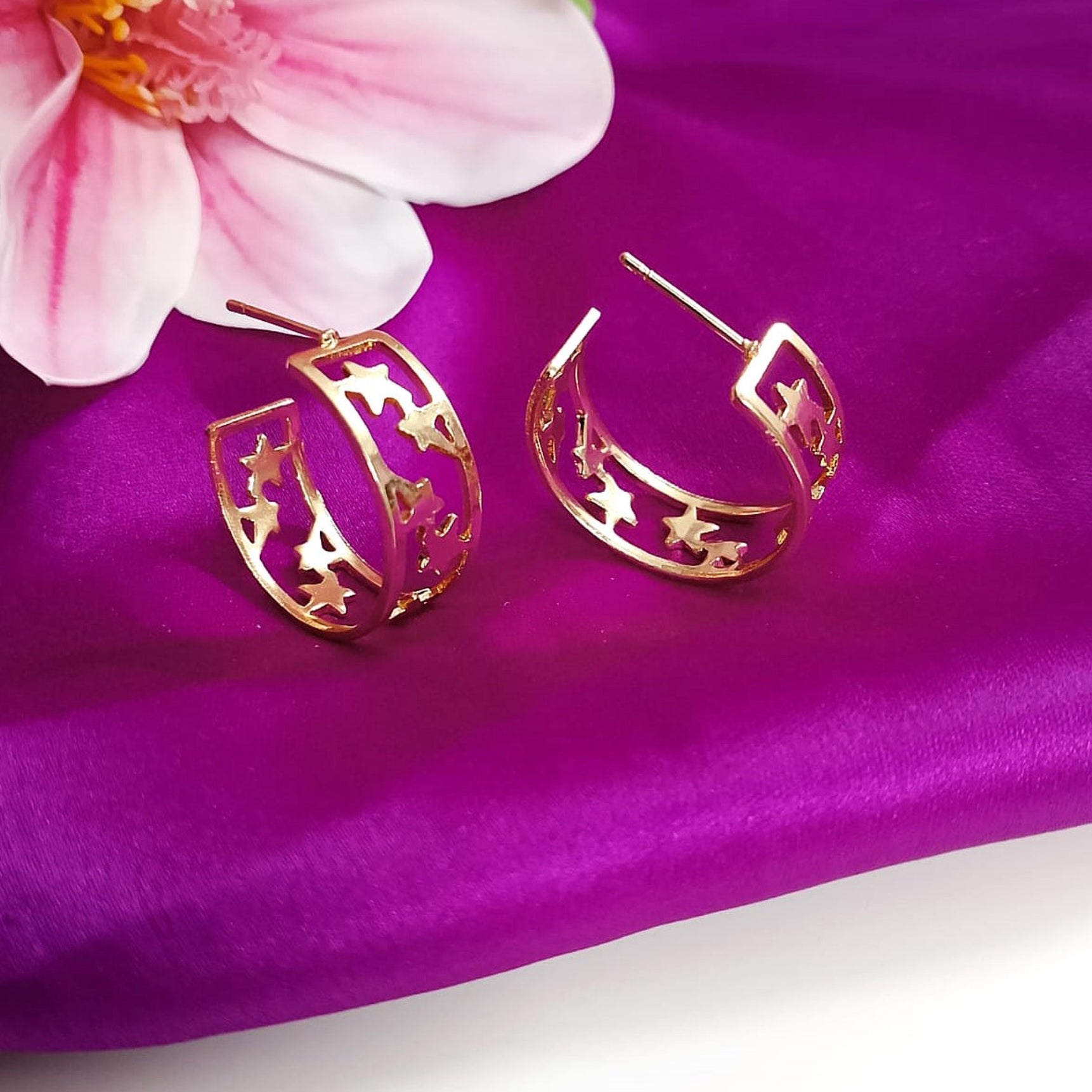 Star Cutout Hoop Earrings – Gold-Tone Studs for Women & Girls