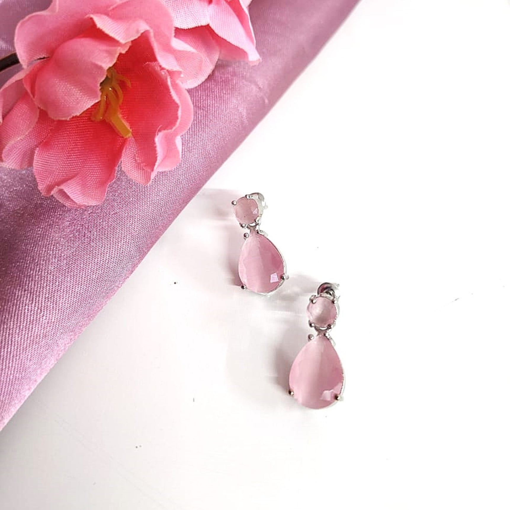 Sparkling Pink AD Water Droplets Earrings