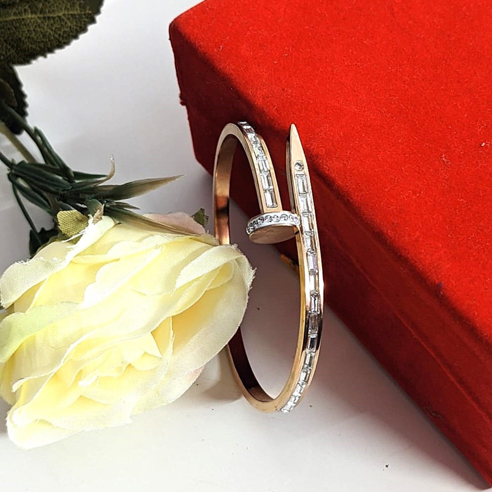 Golden Diamond Nail Design Bracelet