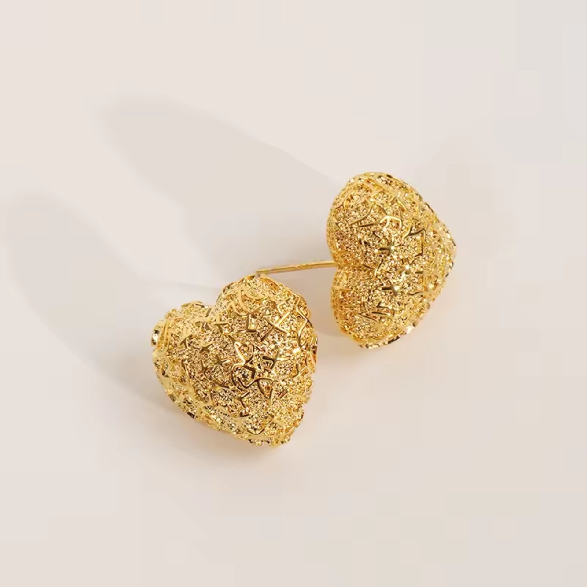 Elegant Claw Pave Sparkling Heart Stud Earrings