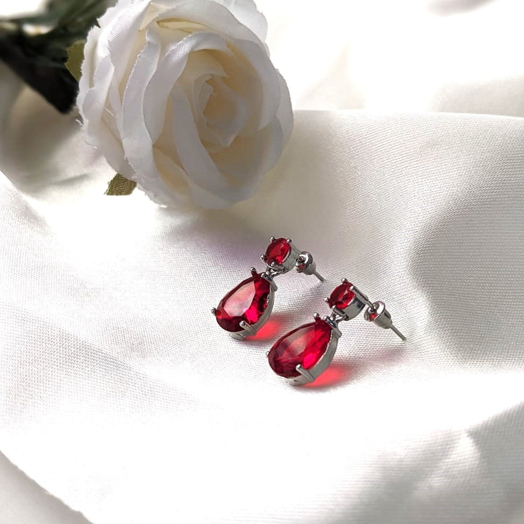 Scarlet AD Water Droplets Earrings