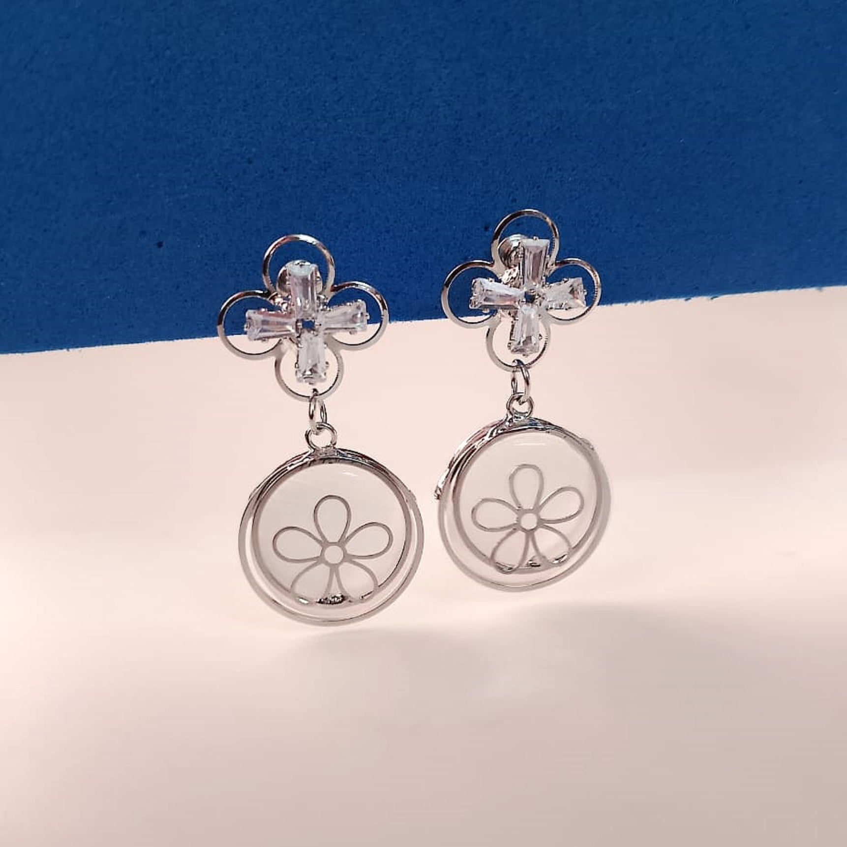 Monalisa Floral Circle Earrings
