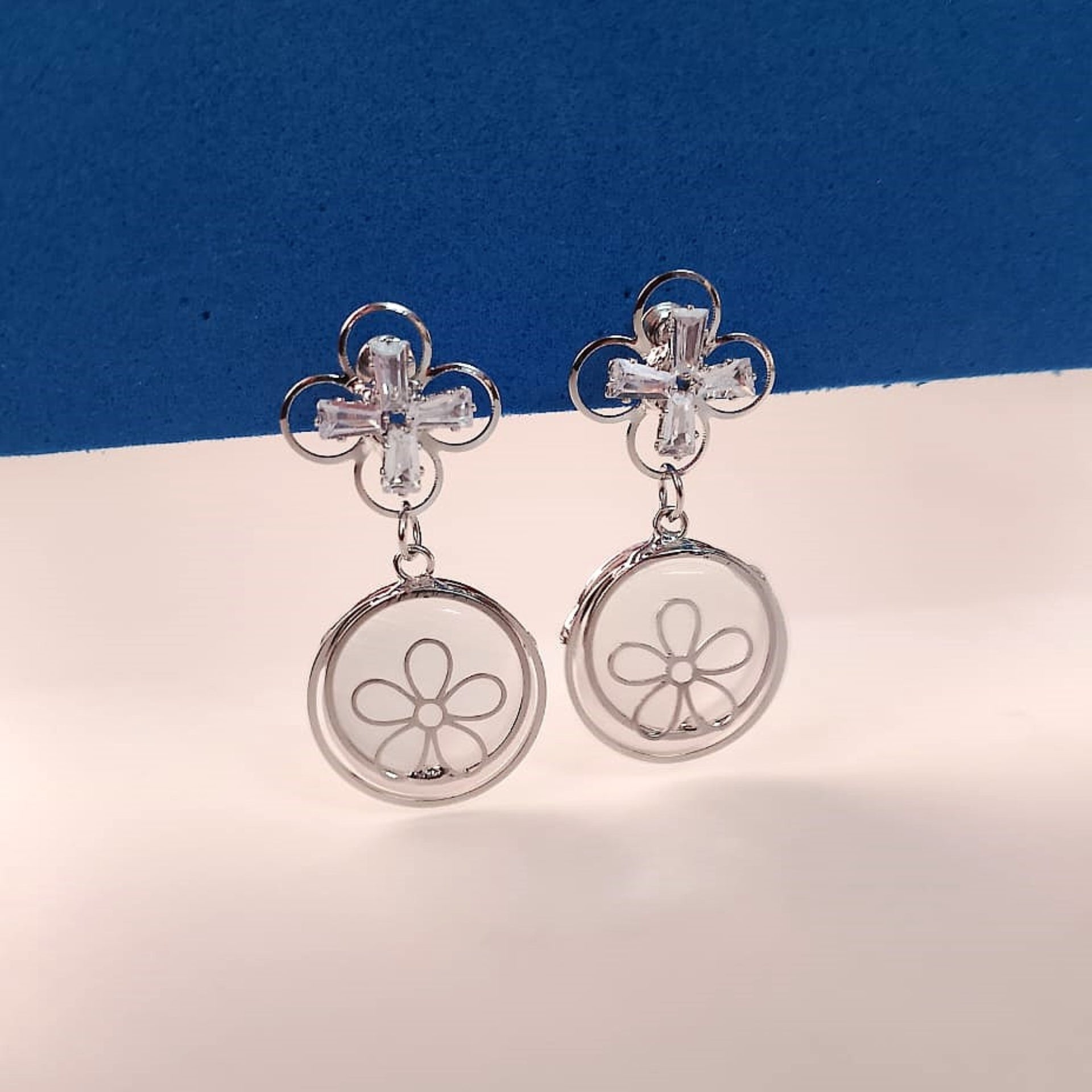 Monalisa Floral Circle Earrings