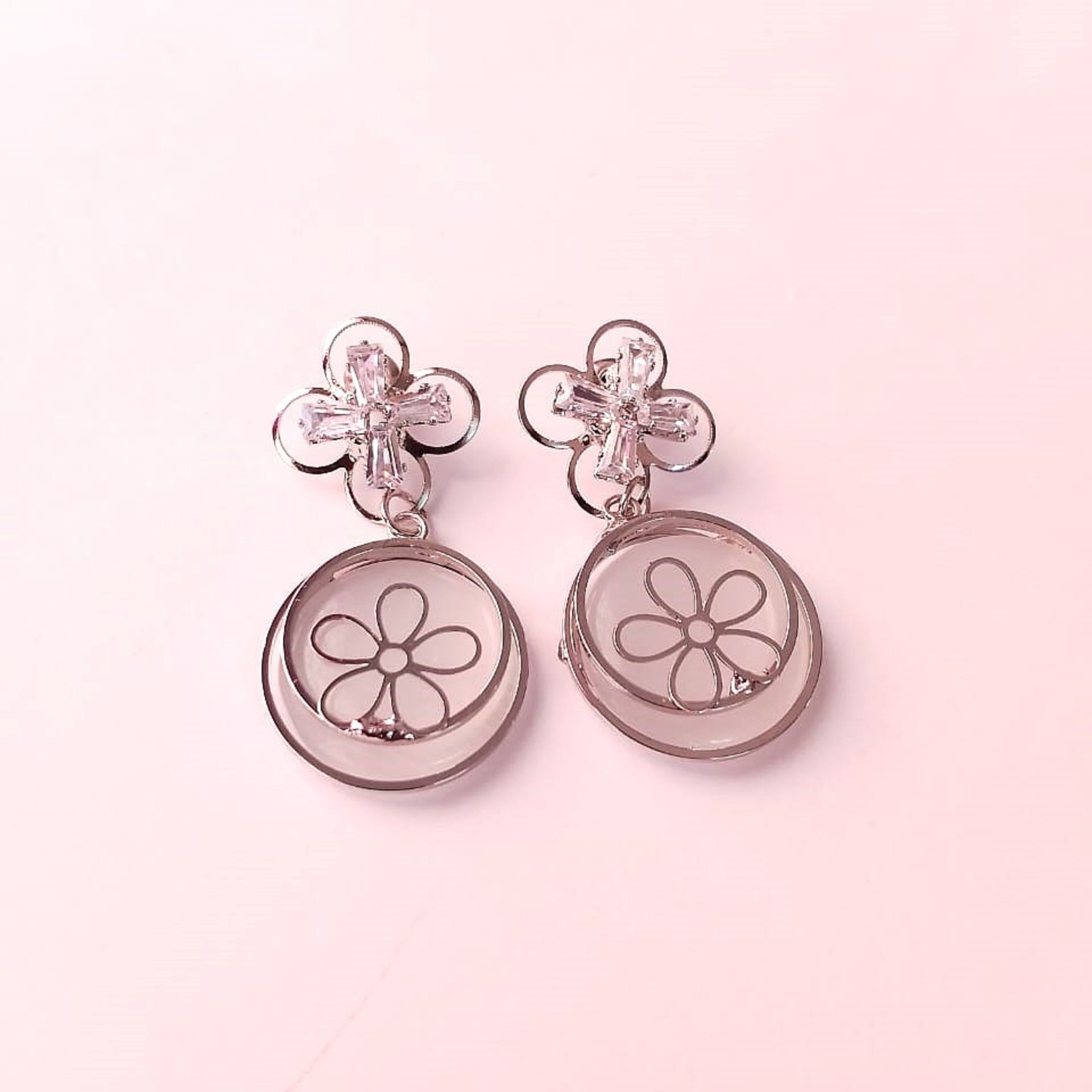 Monalisa Floral Circle Earrings