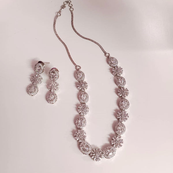 Timeless AD Blossom Necklace Set