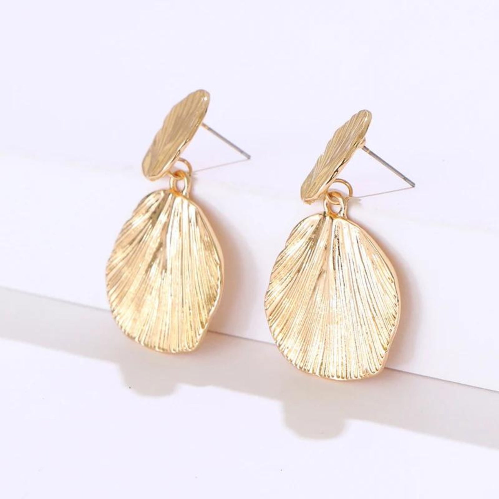 Golden Plated Shell Design Earrings