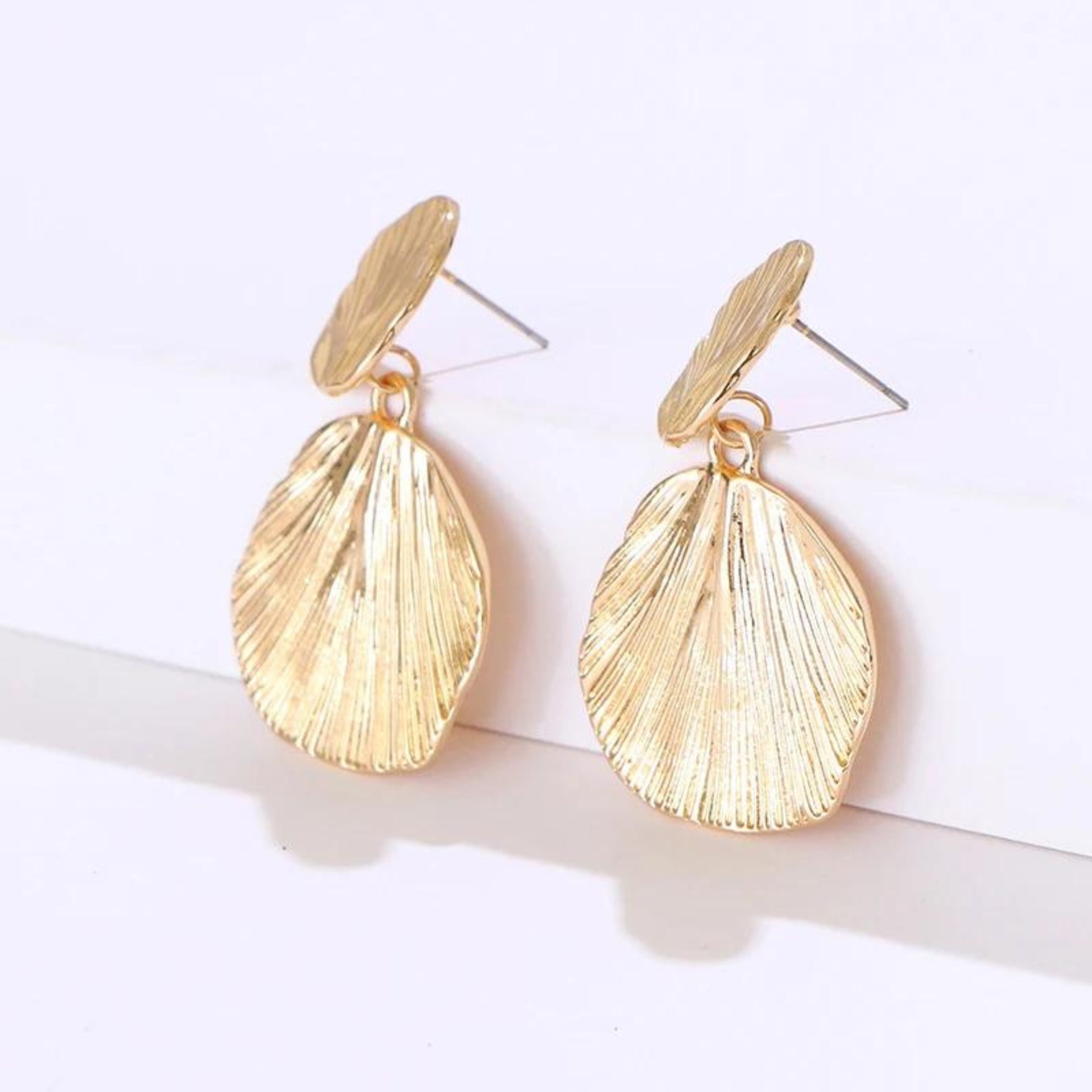 Golden Plated Shell Design Earrings