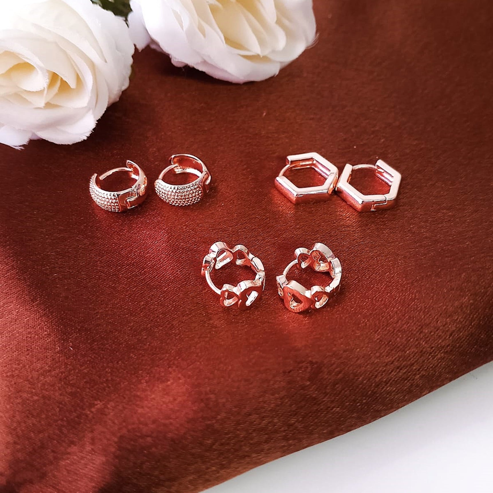 Petite Bobby Hoops Earrings Rosegold