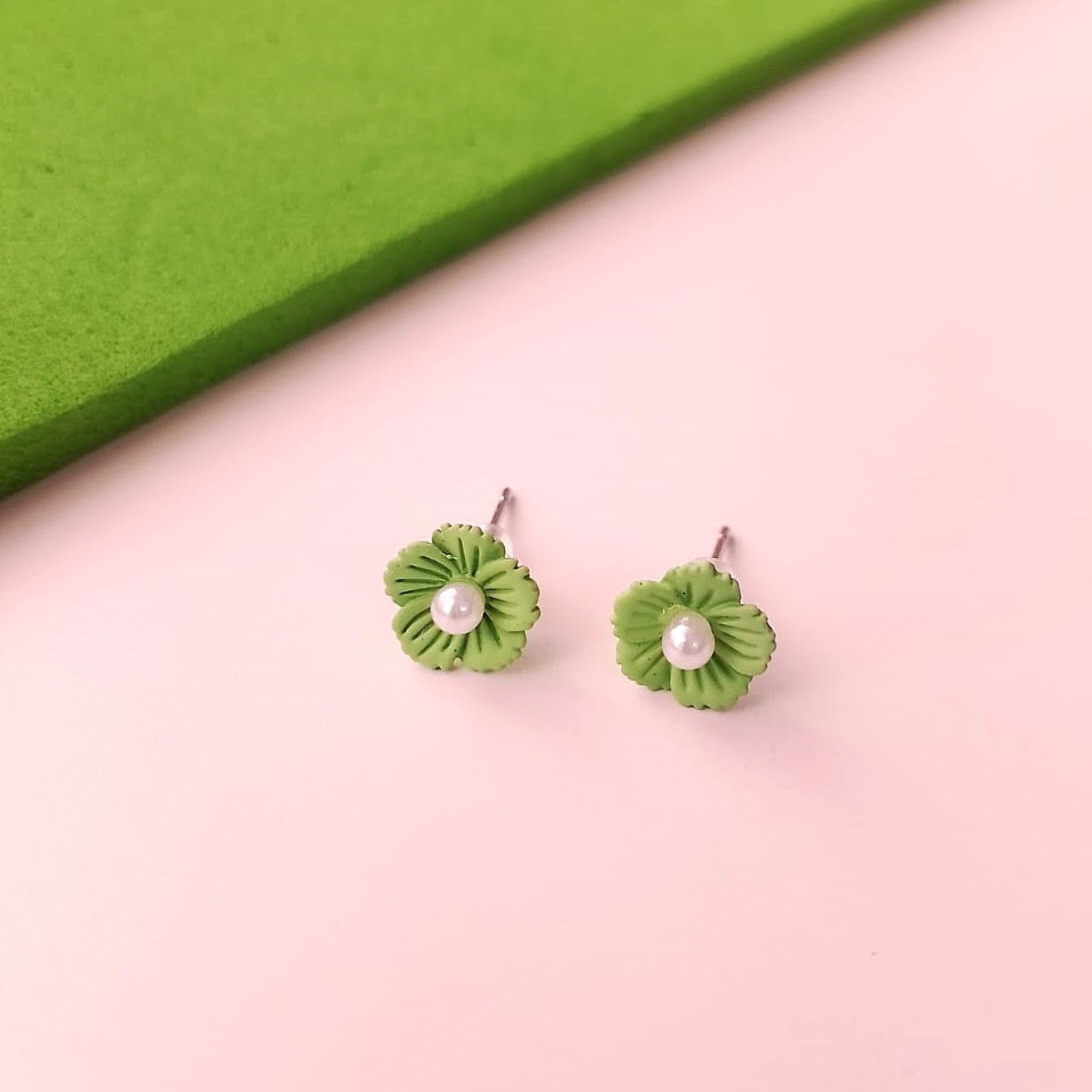Rainbow Bloom Flower Studs Set