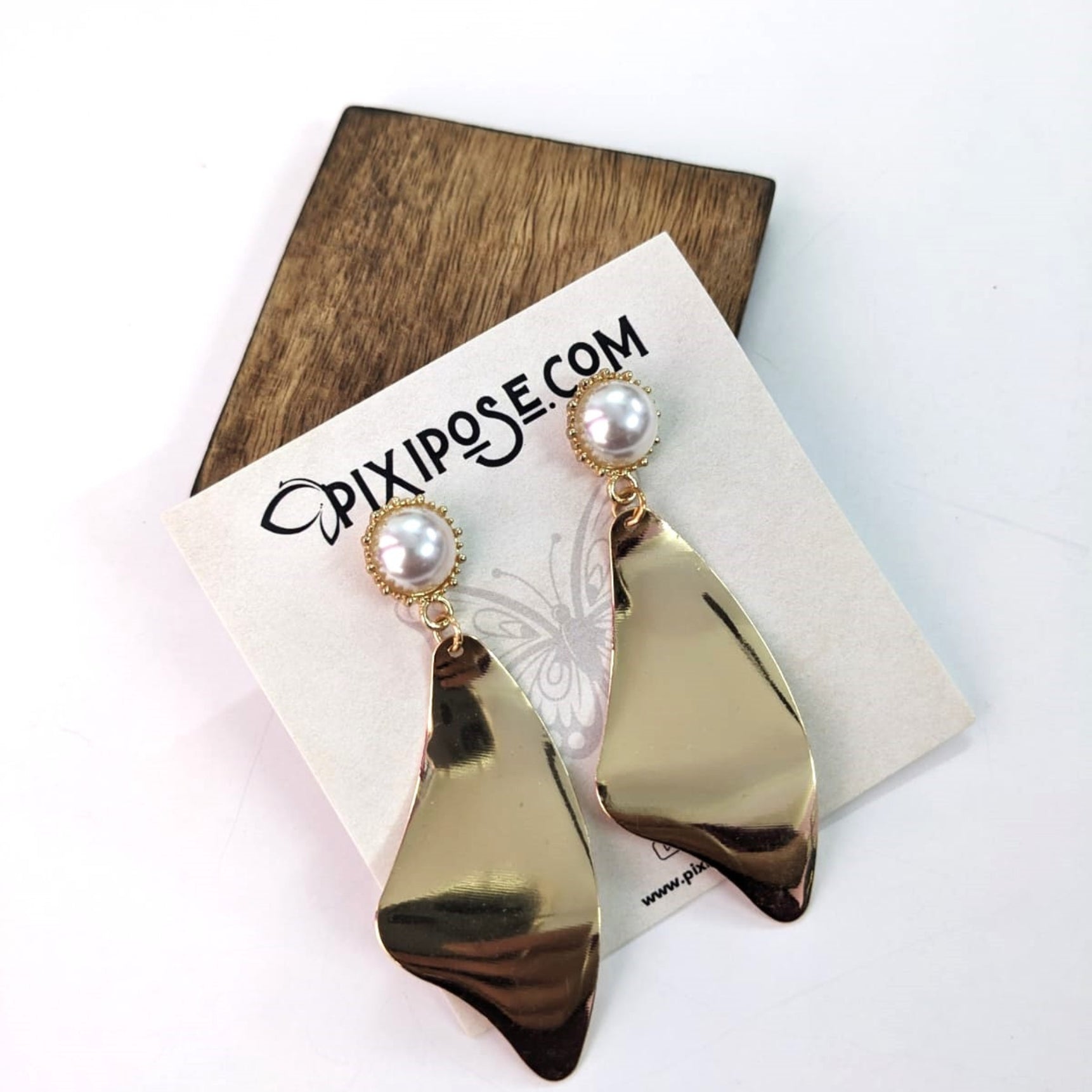 Golden Dangler Earrings