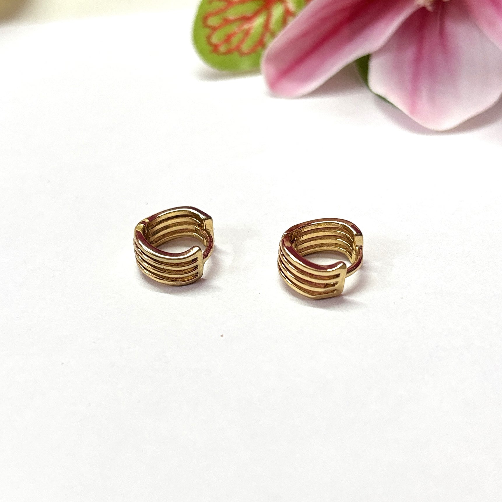 Gold Hoop & Heart Stud Earrings Set – 5 Pairs for Women