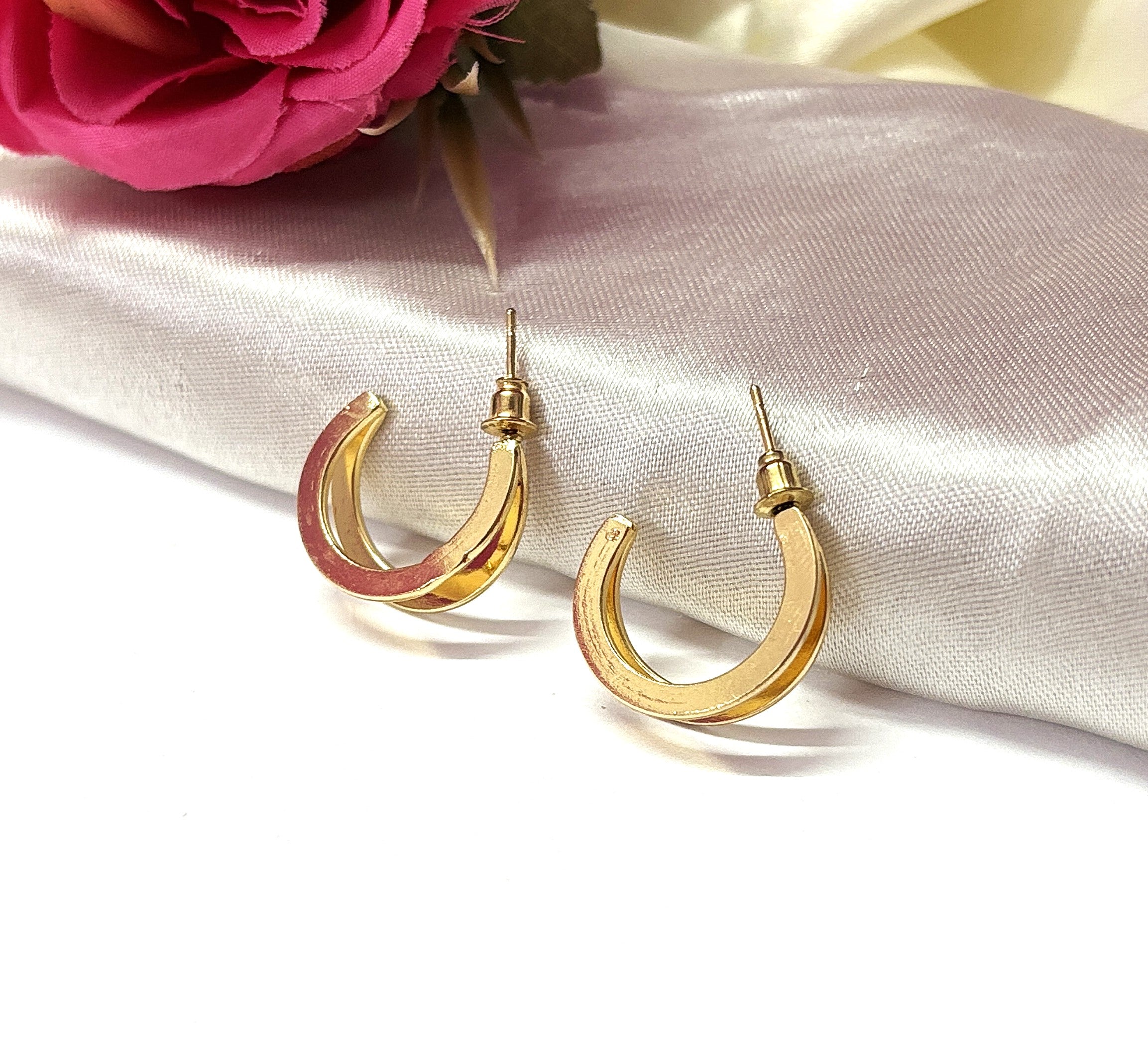 Double Hoop Gold Stud Earrings – Sleek Daily Wear for Women