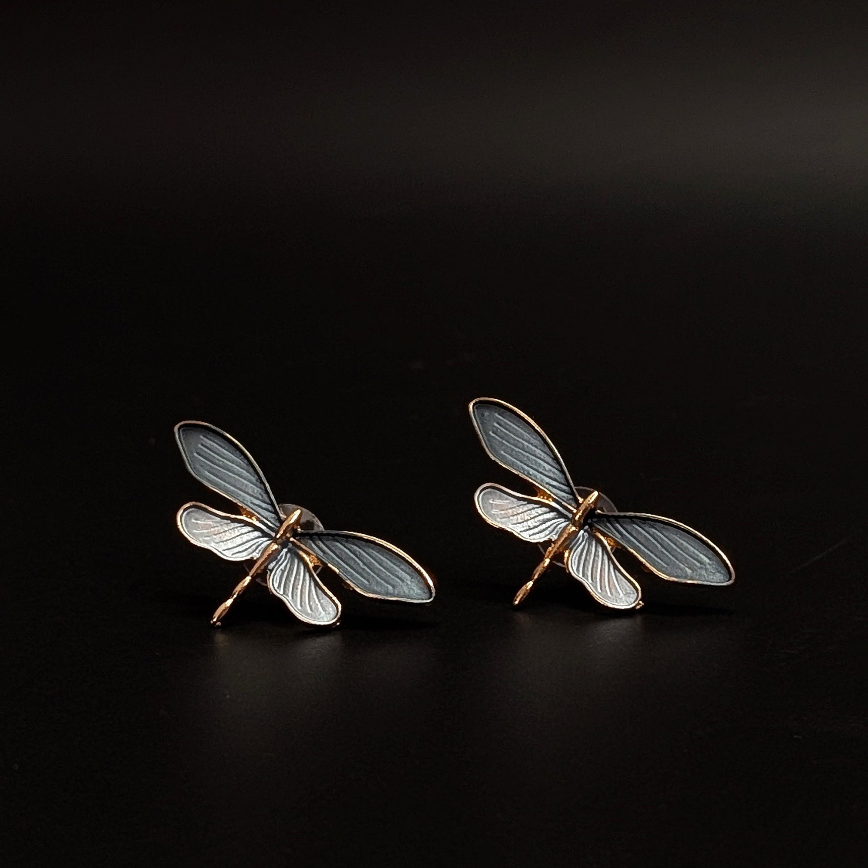 Dragonfly Enamel Stud Earrings – Elegant Nature-Inspired Design