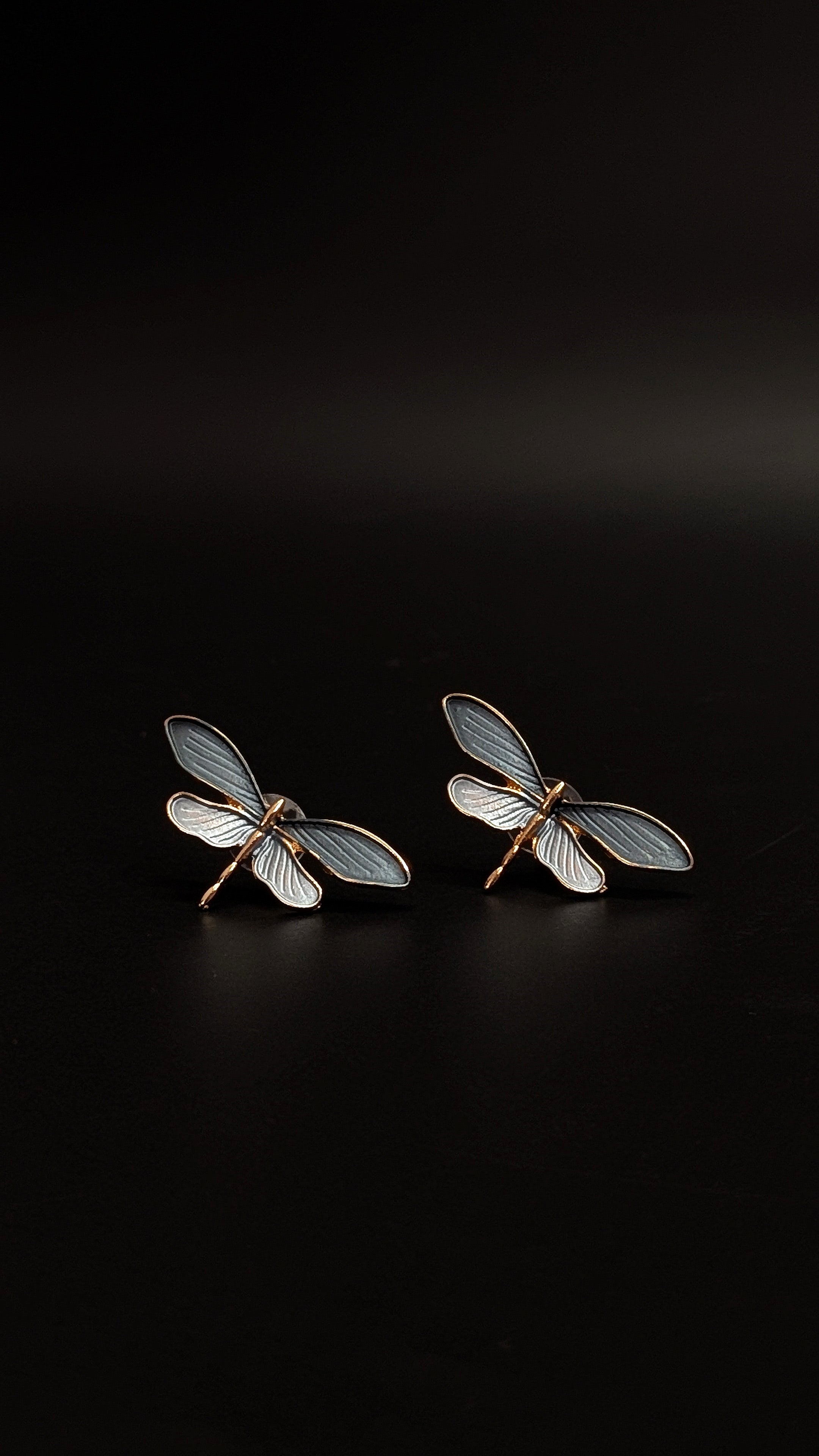 Dragonfly Enamel Stud Earrings – Elegant Nature-Inspired Design