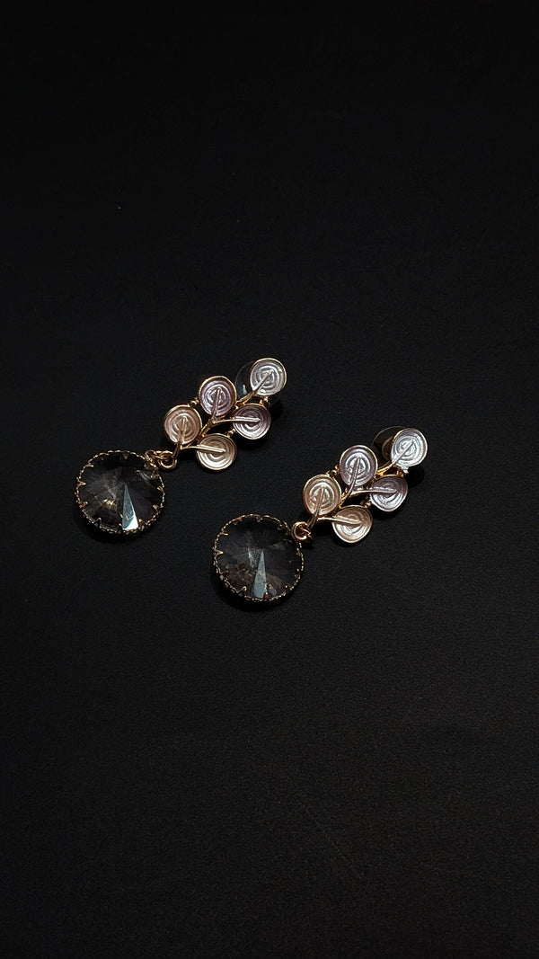 Elegant Leaf Crystal Drop Earrings – Pink & Grey