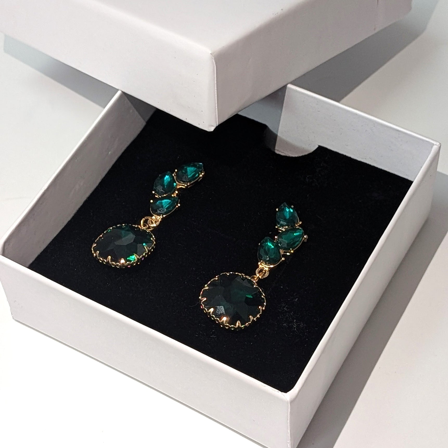 Emerald Green Crystal Earrings.
