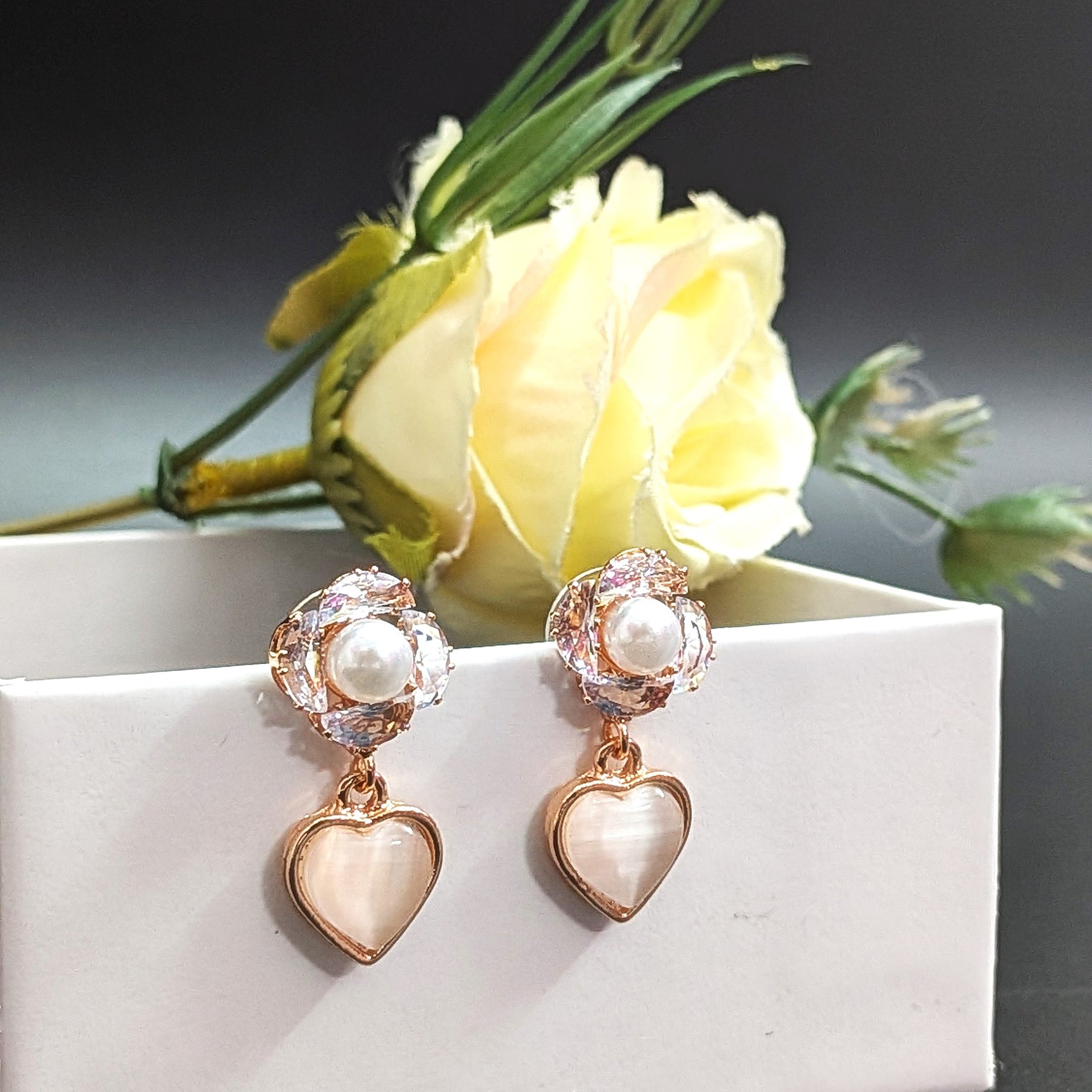 Pearl & Heart Drop Earrings – Rose Gold Romantic Jewelry